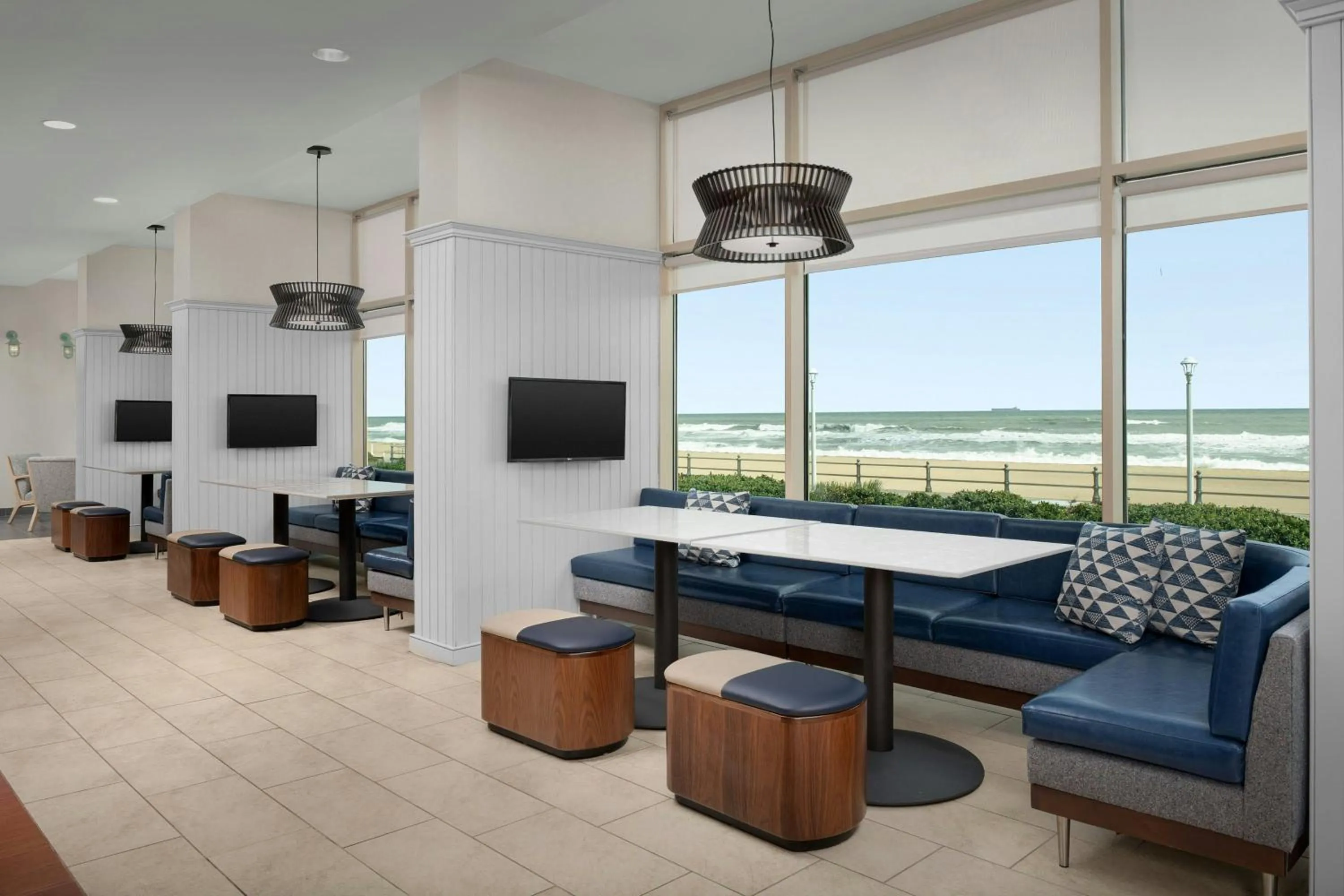 Lobby or reception in Courtyard Virginia Beach Oceanfront / North 37th Street