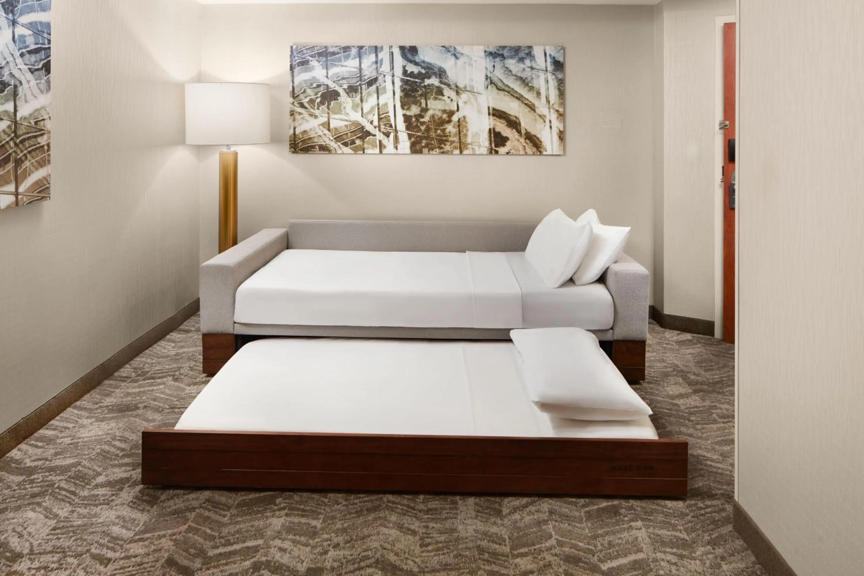 Photo of the whole room, Bed in SpringHill Suites by Marriott Virginia Beach Oceanfront