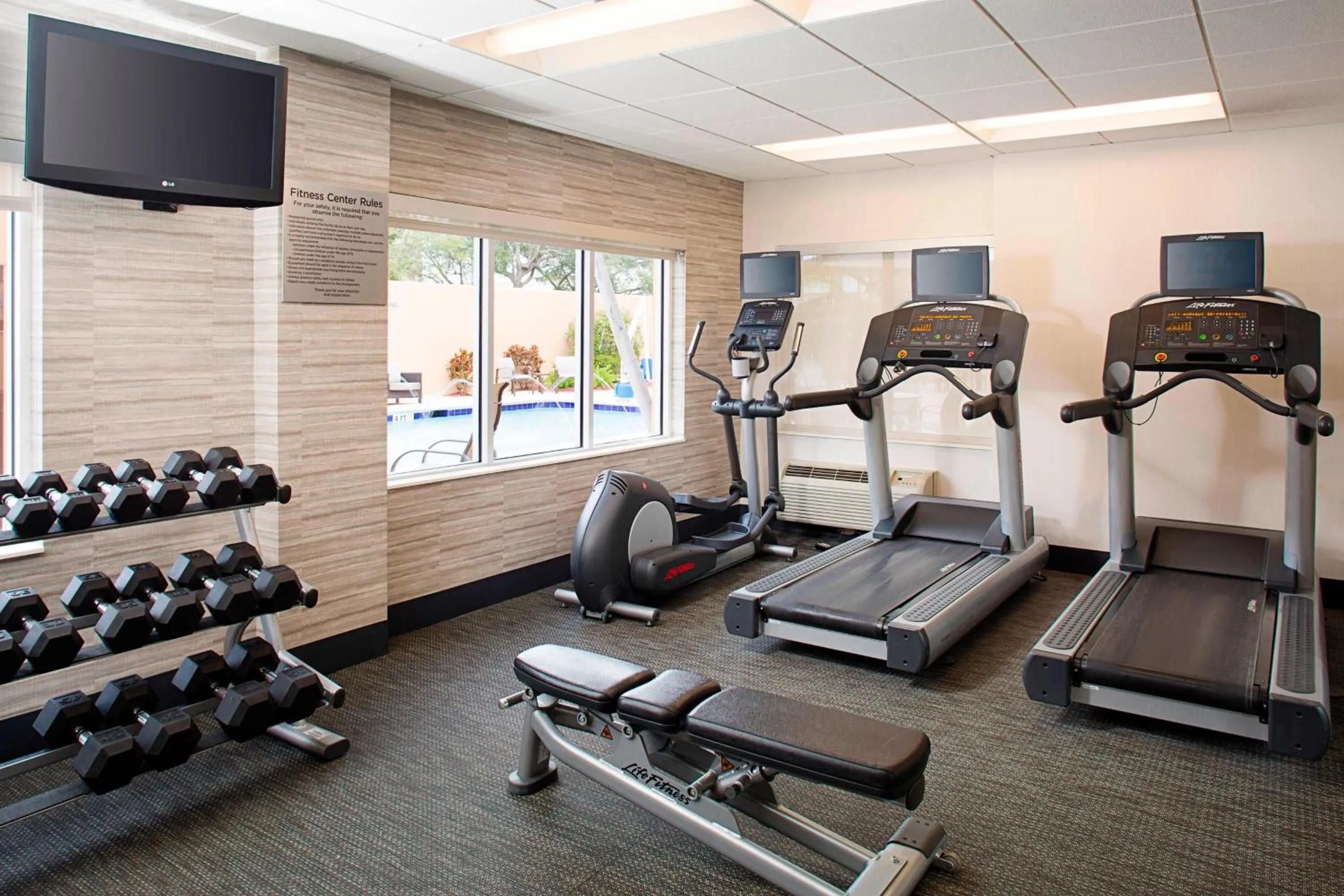 Fitness centre/facilities in Courtyard by Marriott West Palm Beach Airport