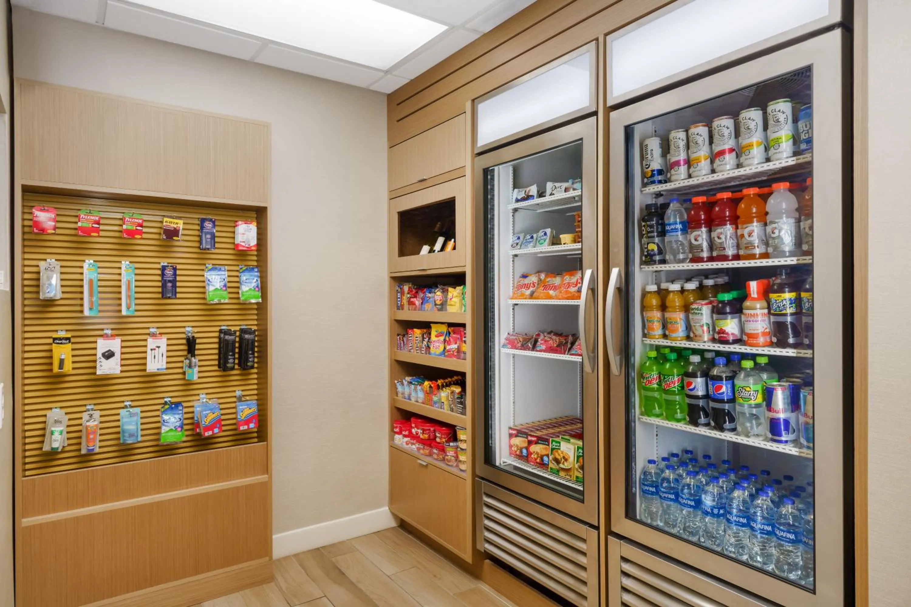 On-site shops in Residence Inn West Palm Beach