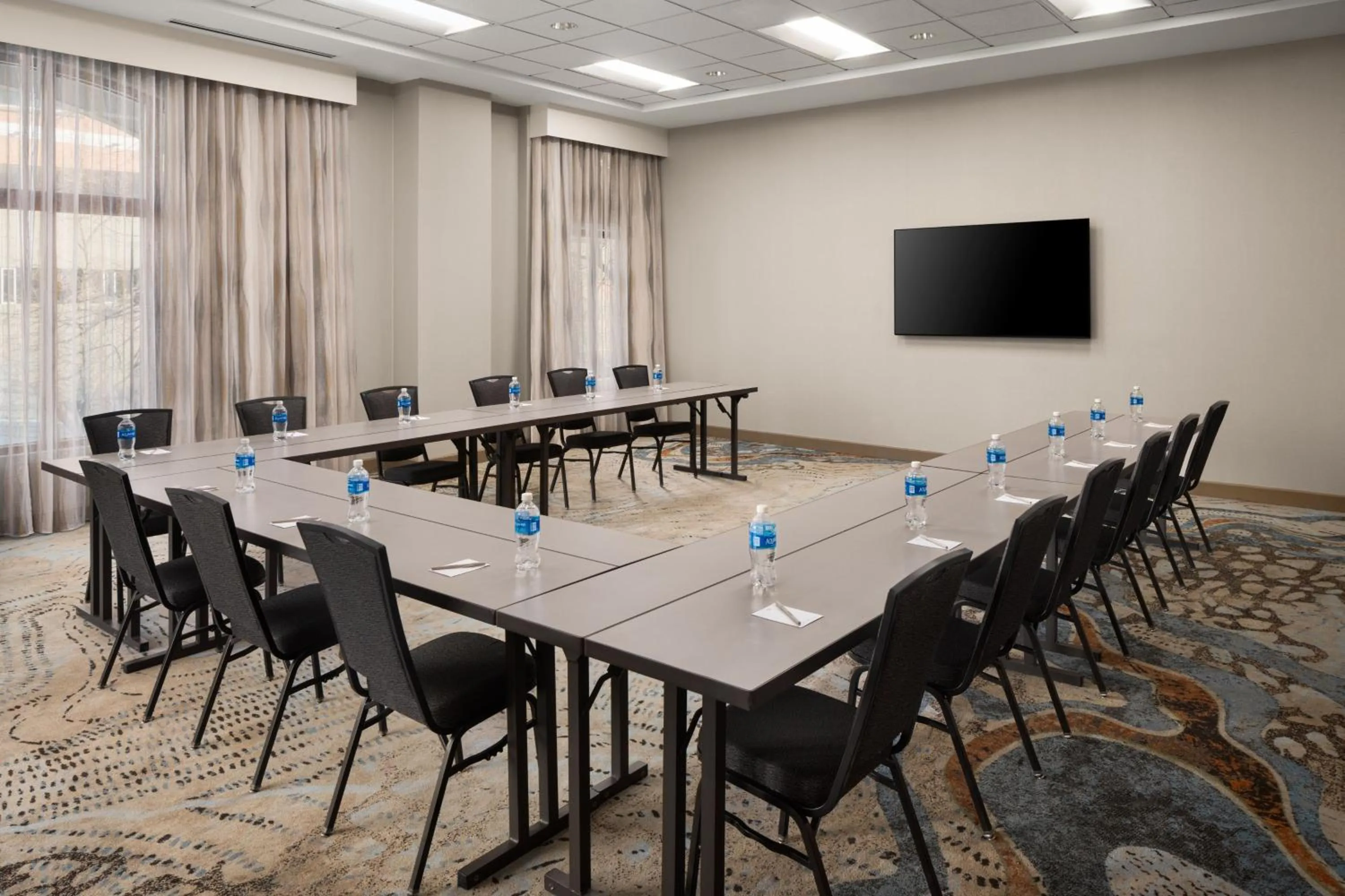 Meeting/conference room in Residence Inn Portland Downtown/RiverPlace