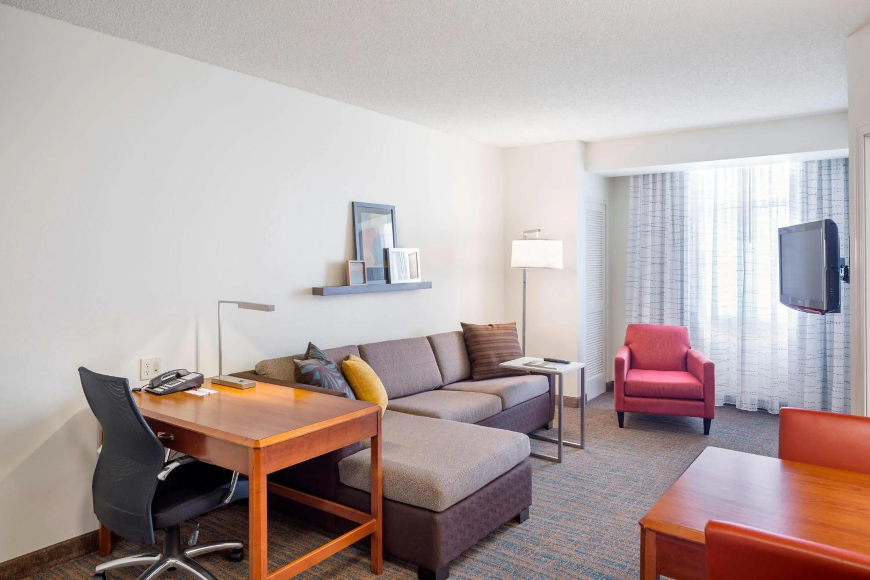 Living room in Residence Inn Portland Downtown/RiverPlace