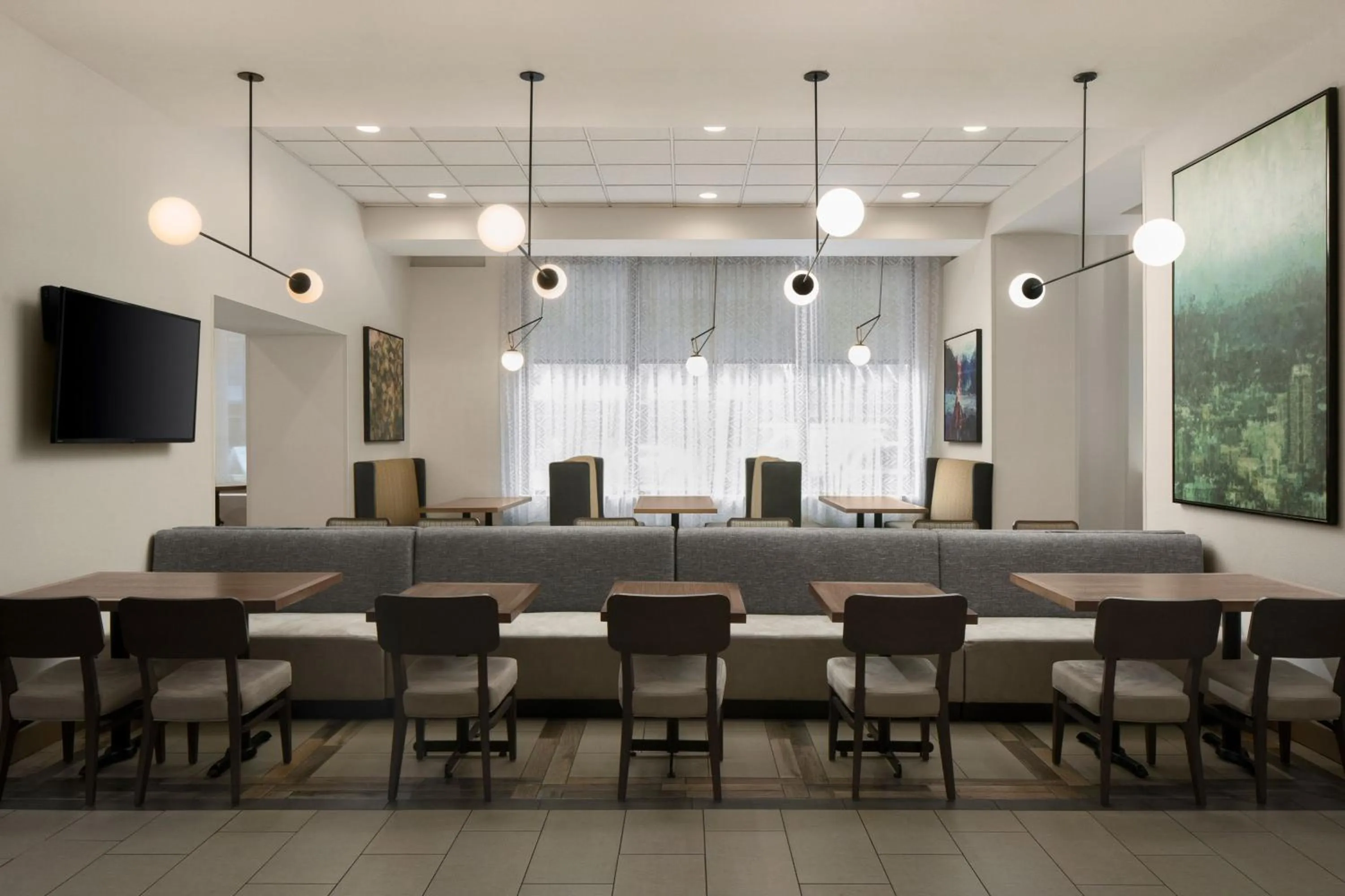 Breakfast in Residence Inn Portland Downtown/RiverPlace