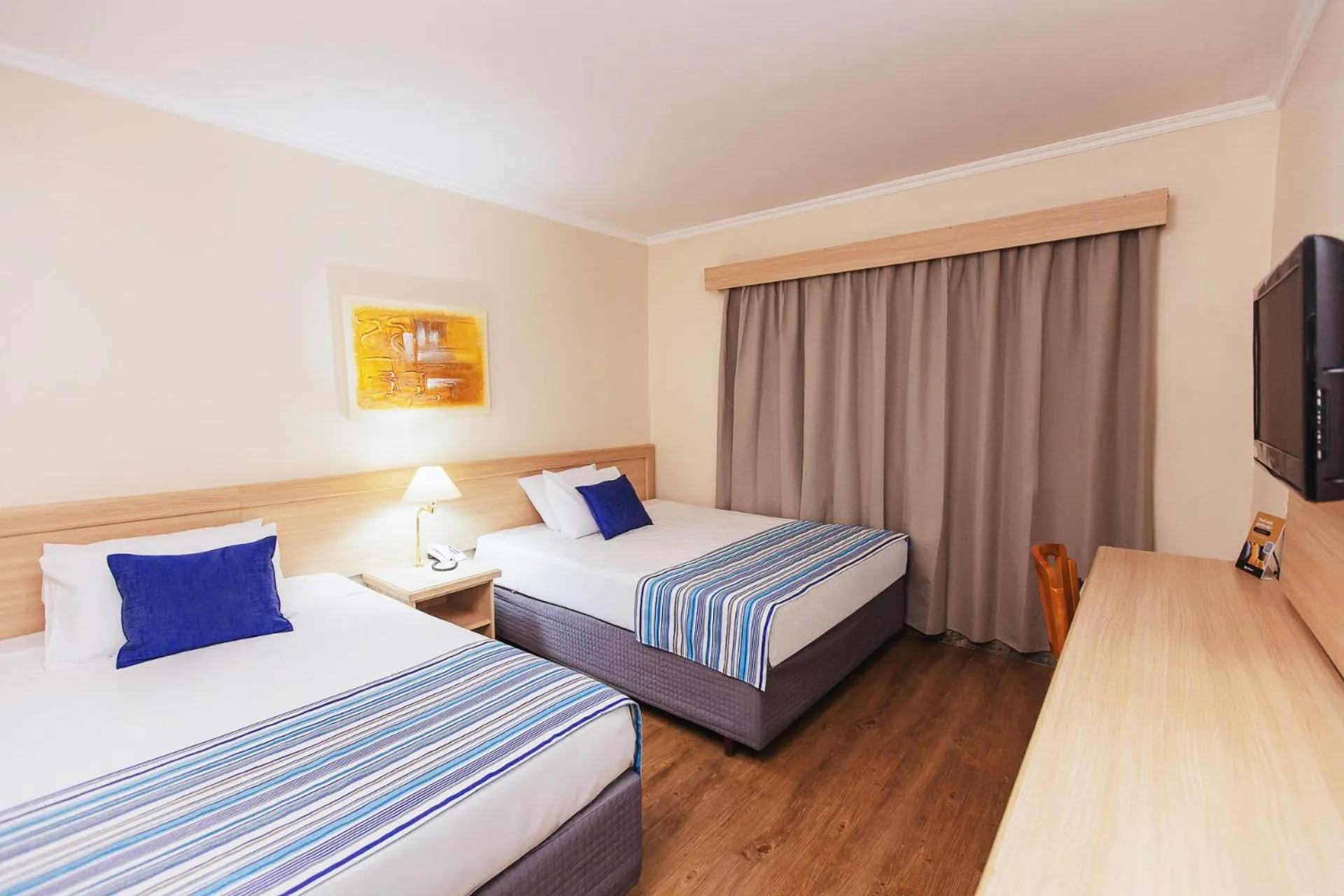 Executive Room with Two Double Beds in Hotel Golden Park Ribeirão Preto by Nacional Inn
