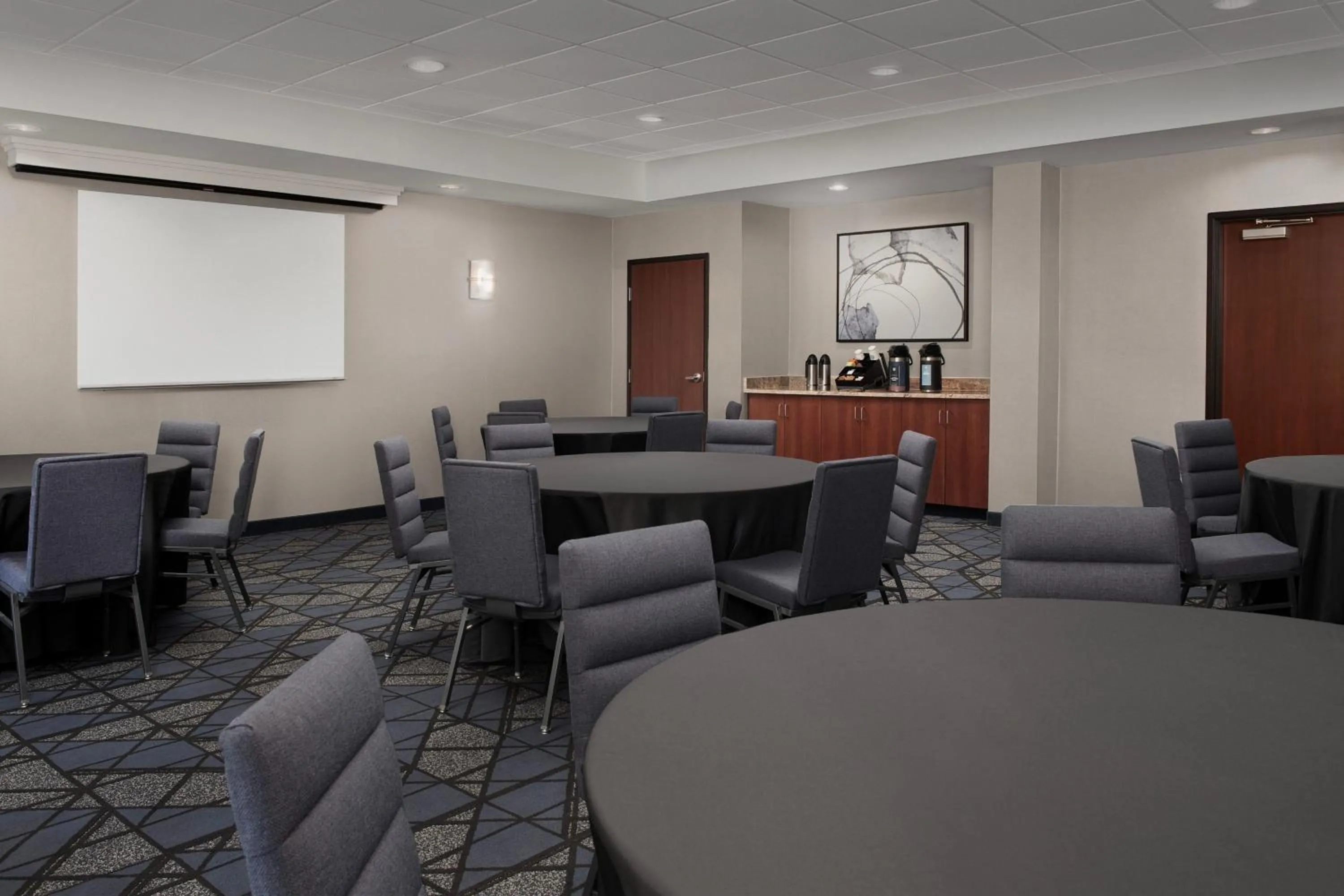 Meeting/conference room in Courtyard by Marriott Panama City