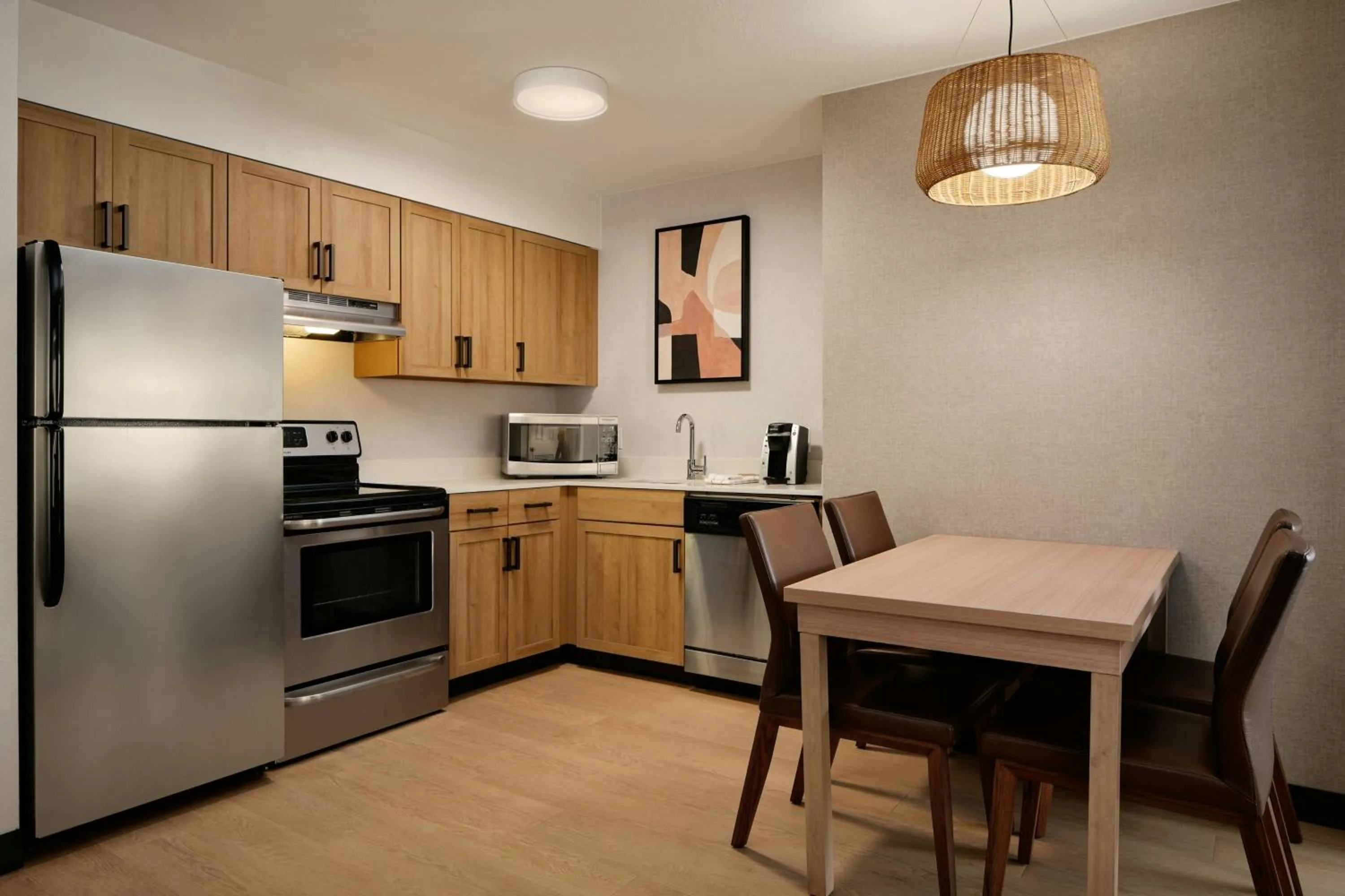 Kitchen or kitchenette in Residence Inn Phoenix Mesa