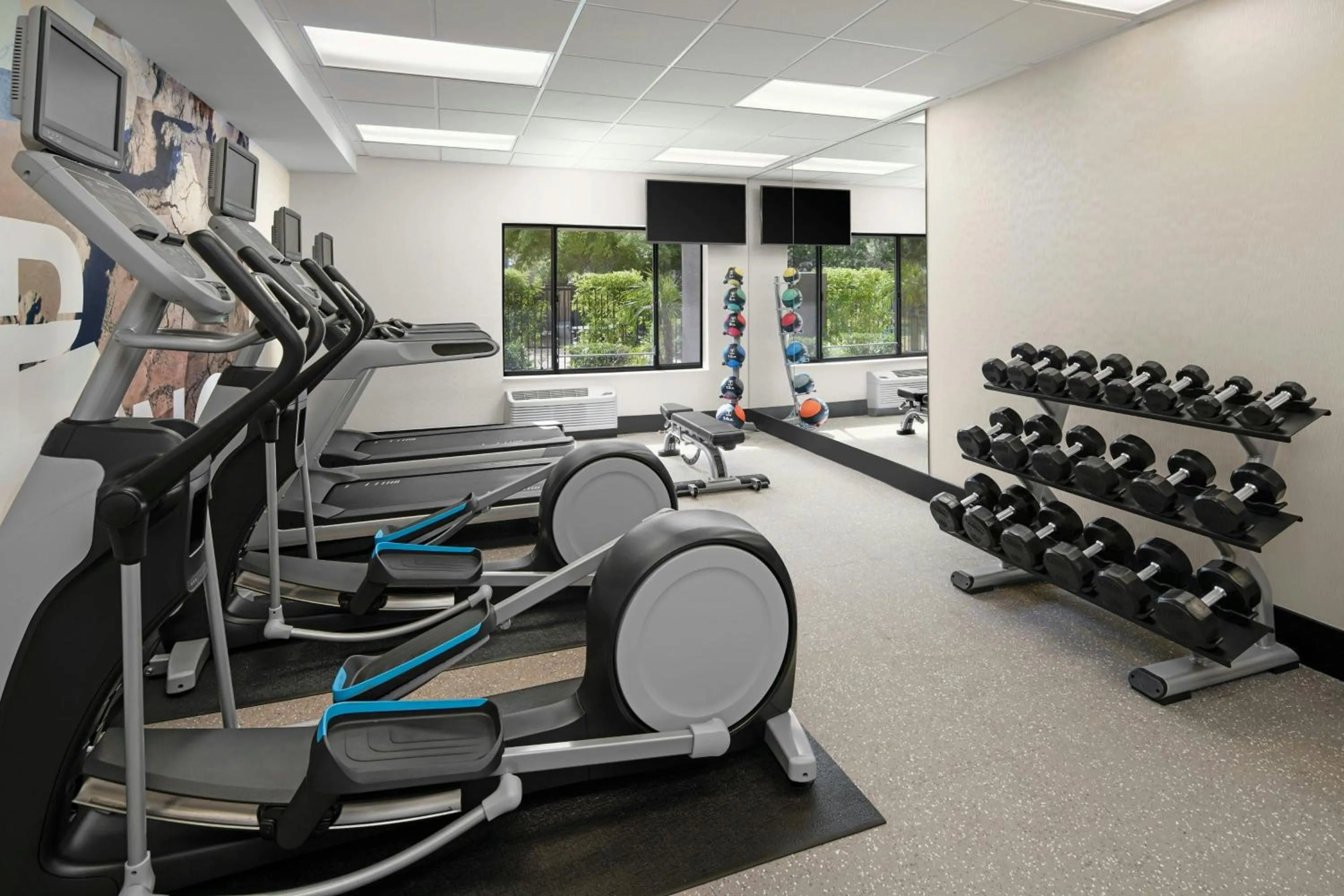 Fitness centre/facilities in SpringHill Suites Scottsdale North