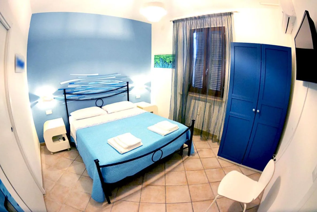 TV and multimedia, Bed in Bed & Breakfast Il Vicolo