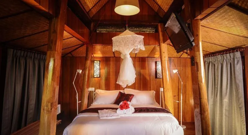 Bedroom, Bed in MaliHom Private Estate