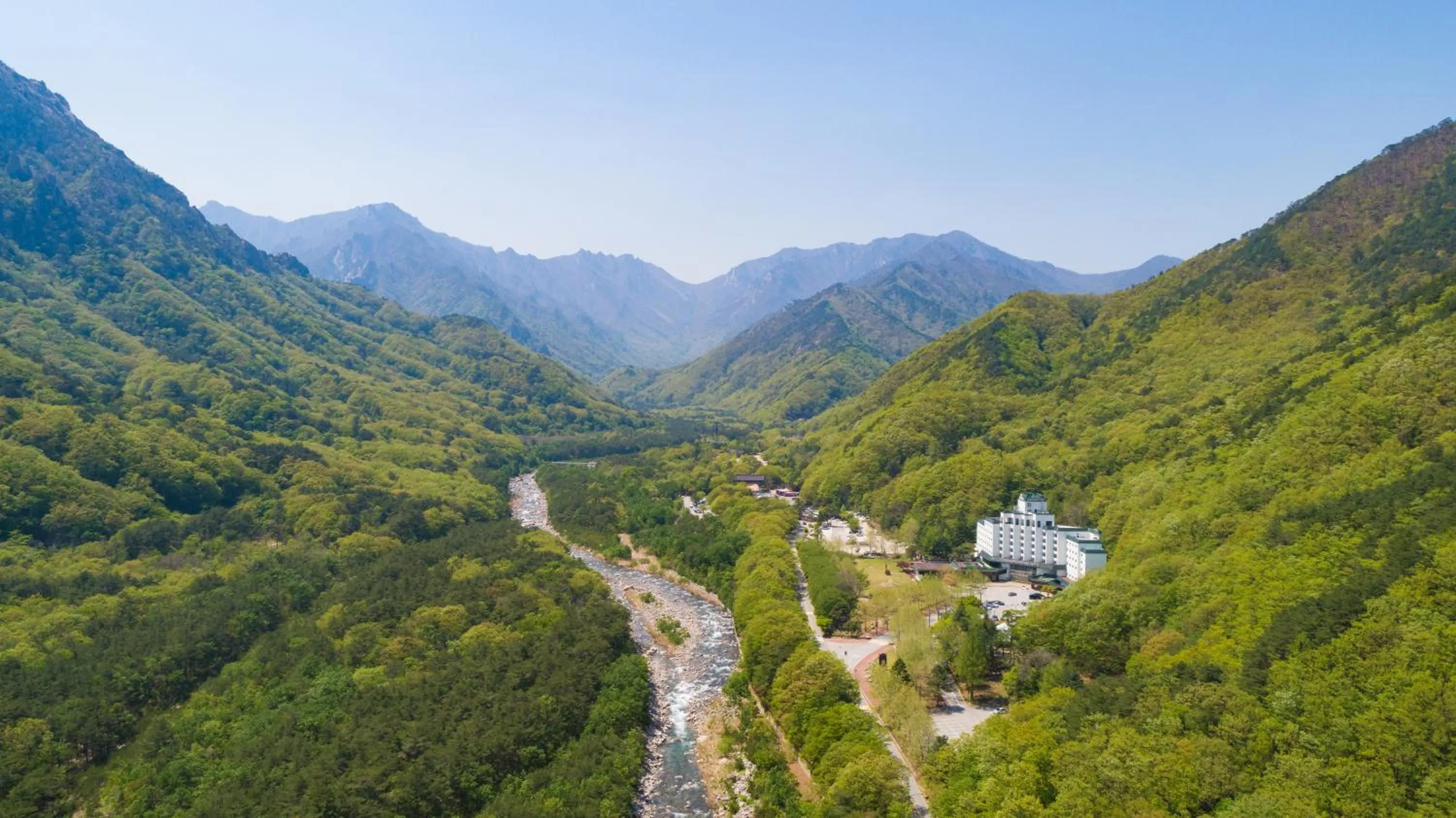 Property building in KensingtonHotel Seorak