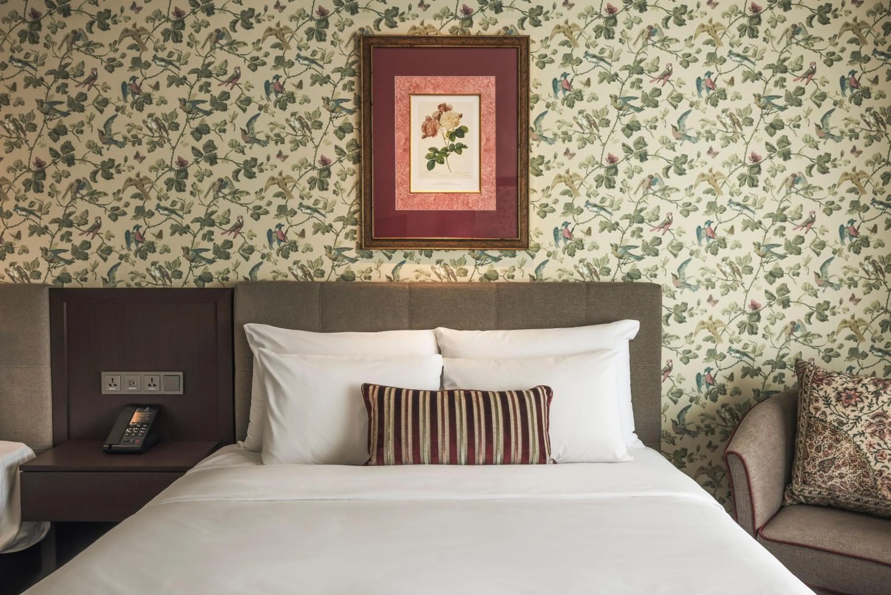 Bed in KensingtonHotel Seorak