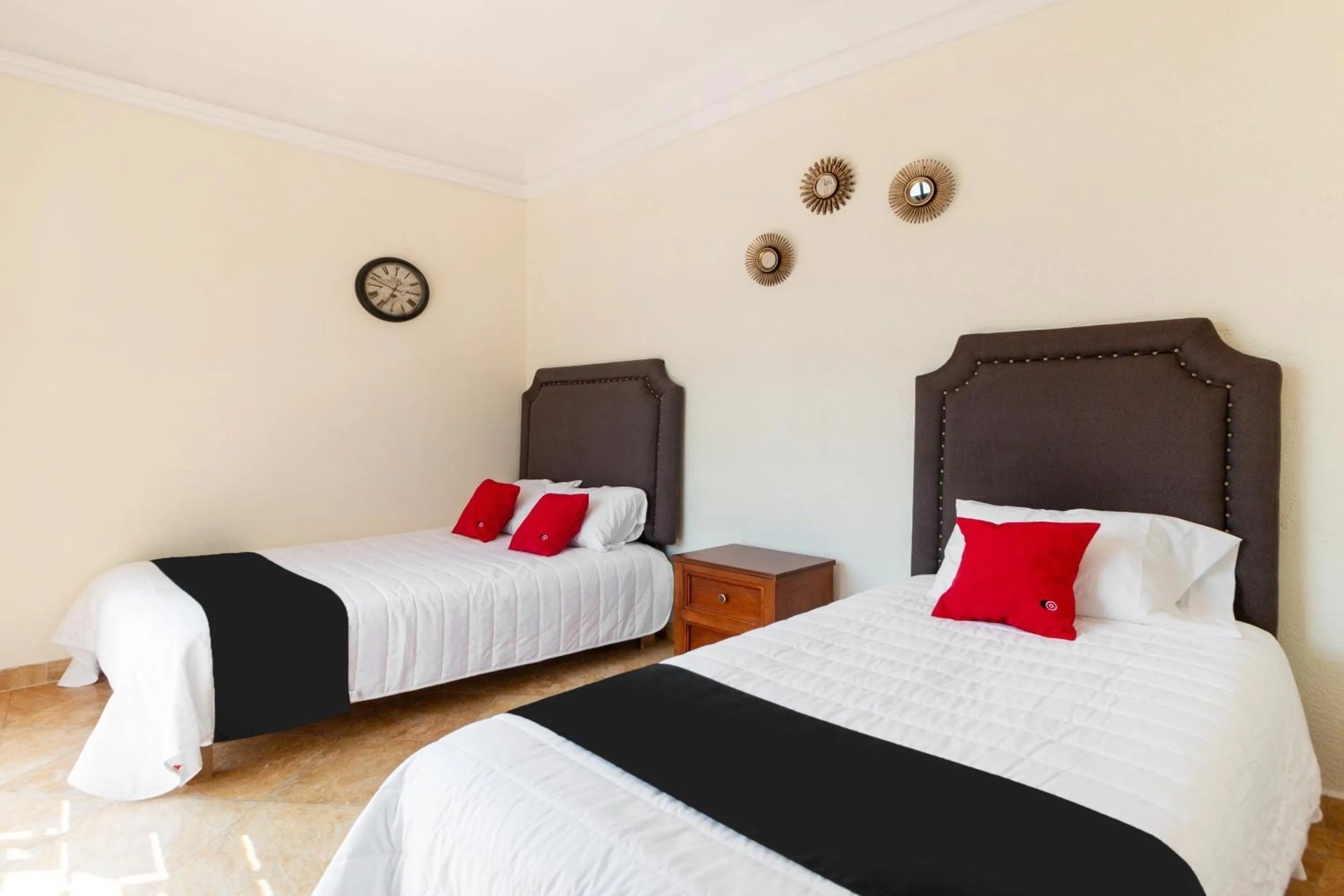 Bedroom, Bed in Capital O Hotel San Jose, San Luis Potosi