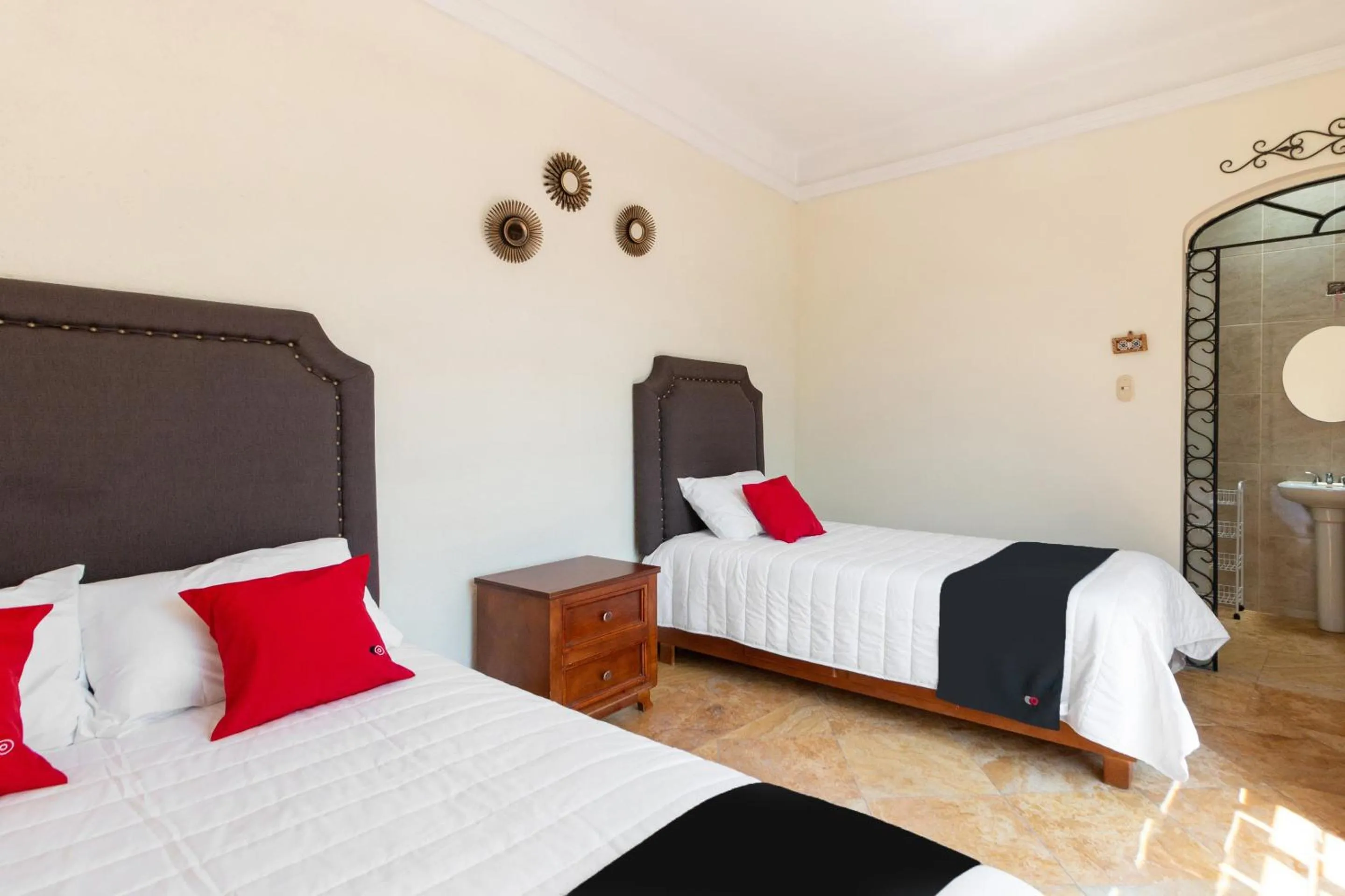 Bedroom, Bed in Capital O Hotel San Jose, San Luis Potosi