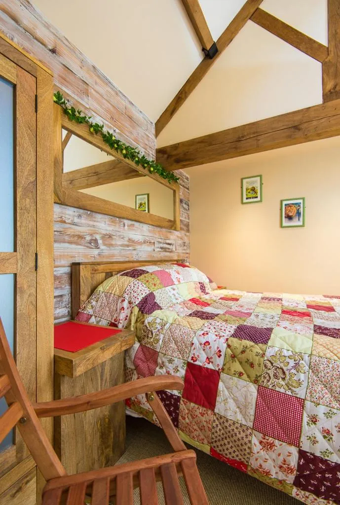Bed in Widbrook Barns
