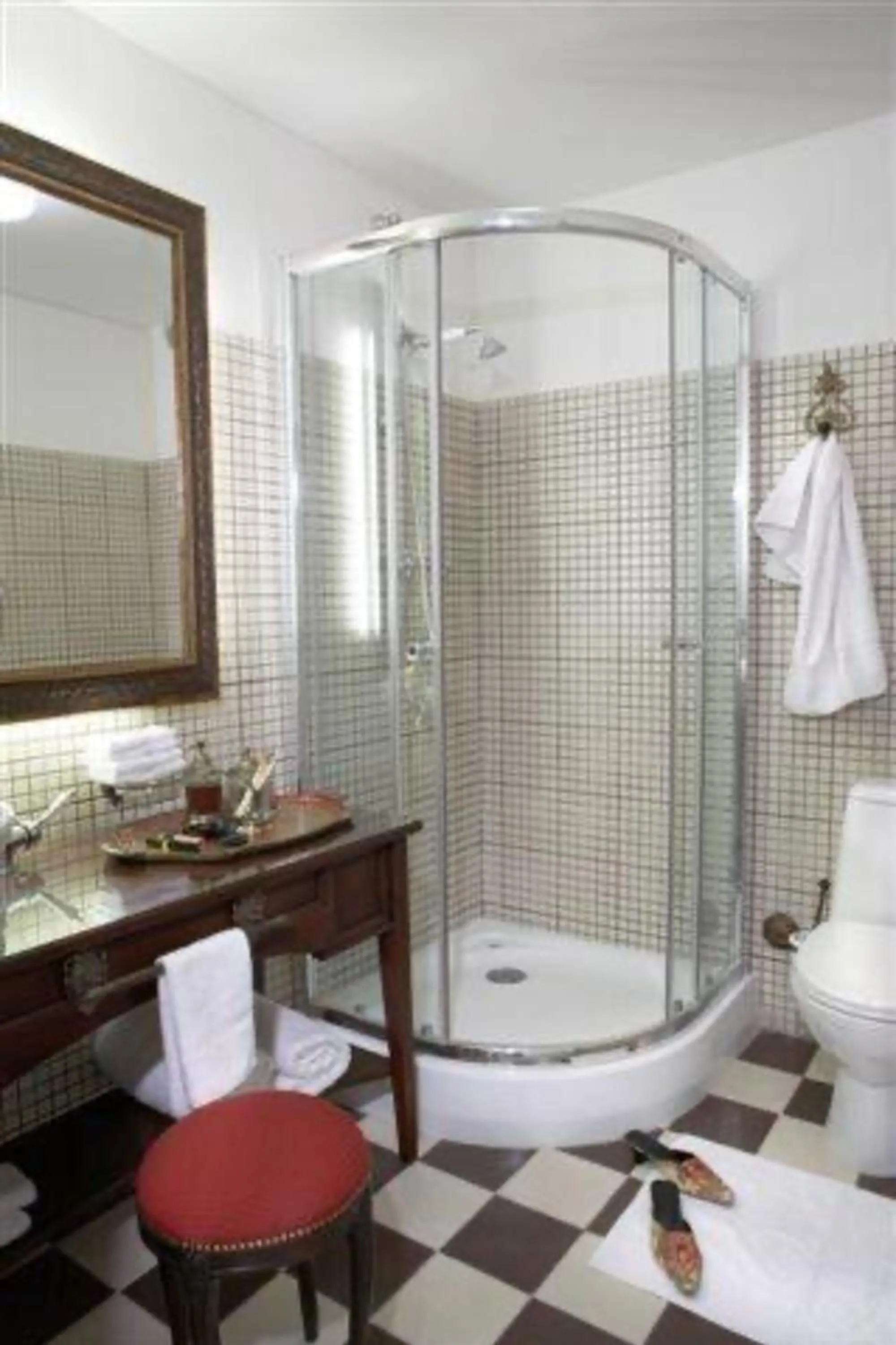Shower in Apvalaus Stalo Klubas Gastro & SPA Hotel
