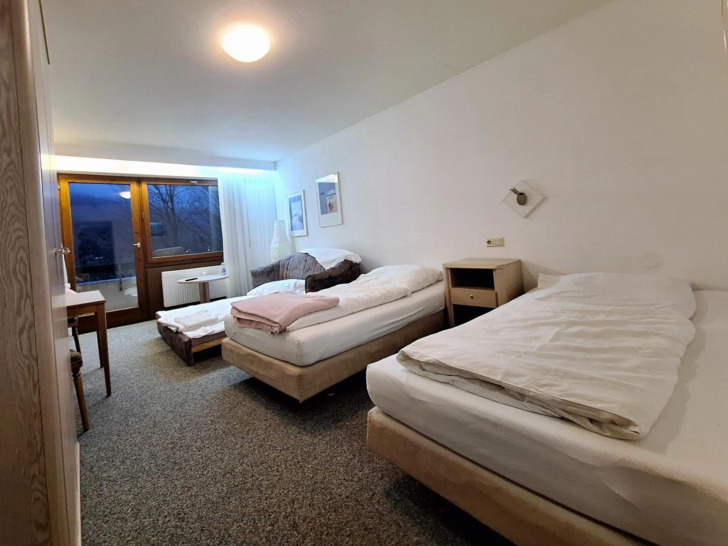 Bed in Hotel Quellenhof - Self-Check-in