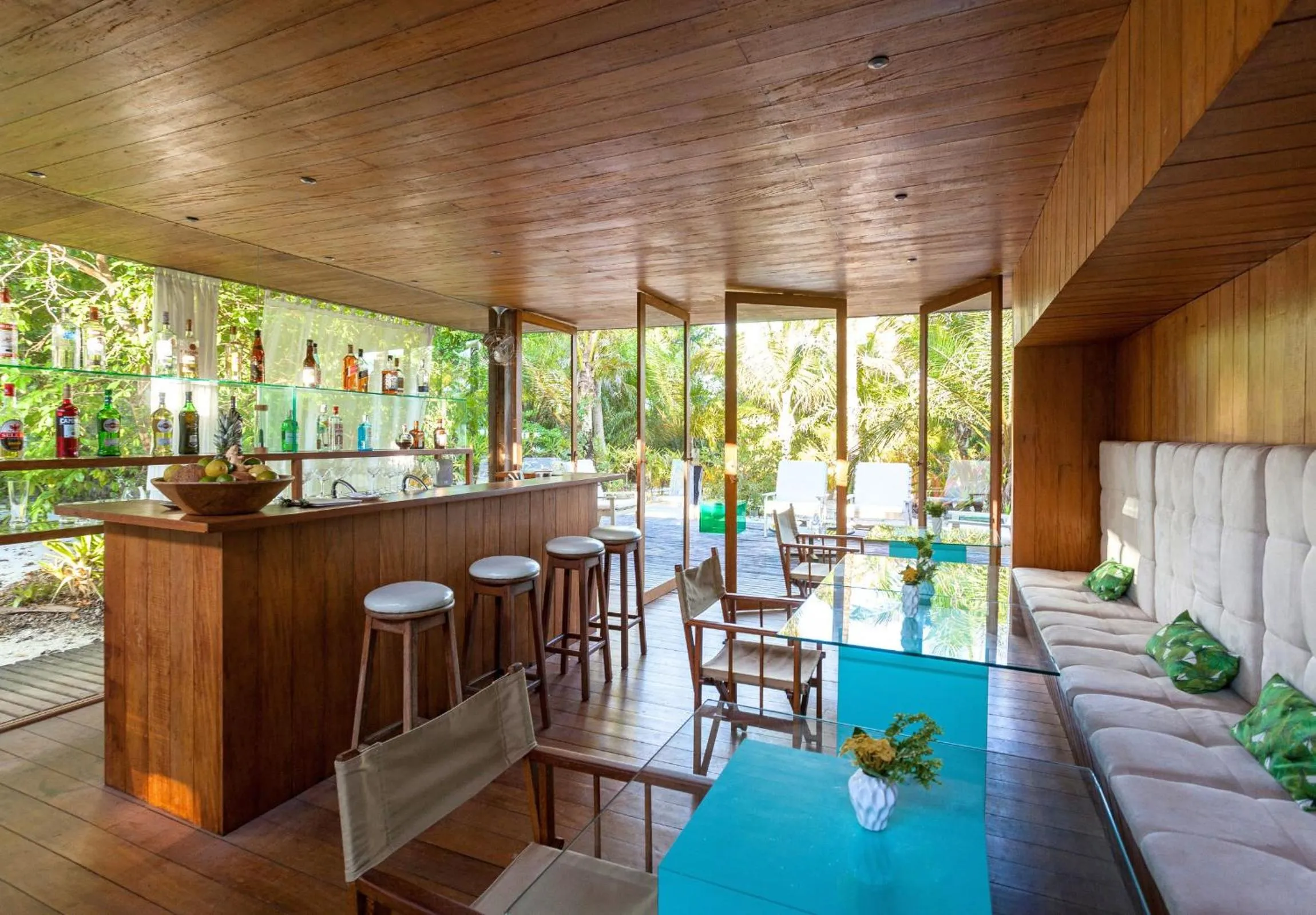 Lounge or bar in Hotel Vila Naiá - Corumbau