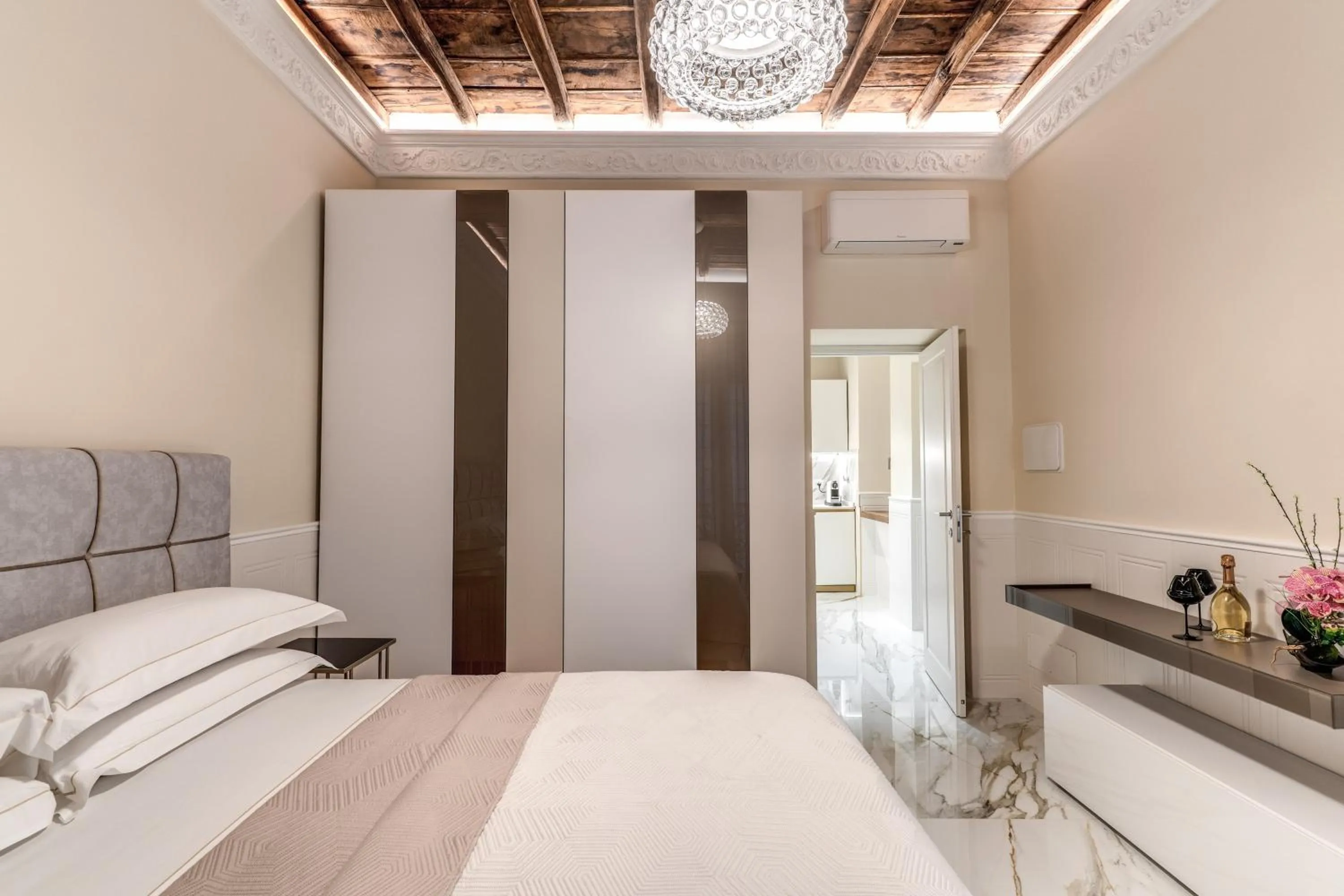 Bed in Rome55 - Piazza di Spagna