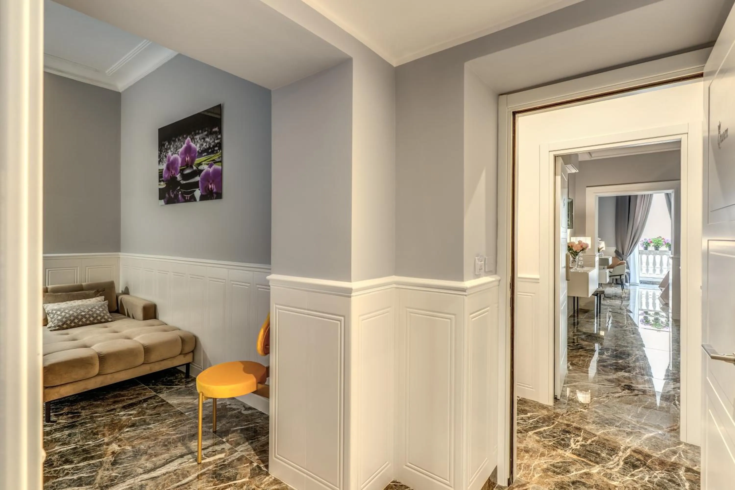 Photo of the whole room, Bed in Rome55 - Piazza di Spagna