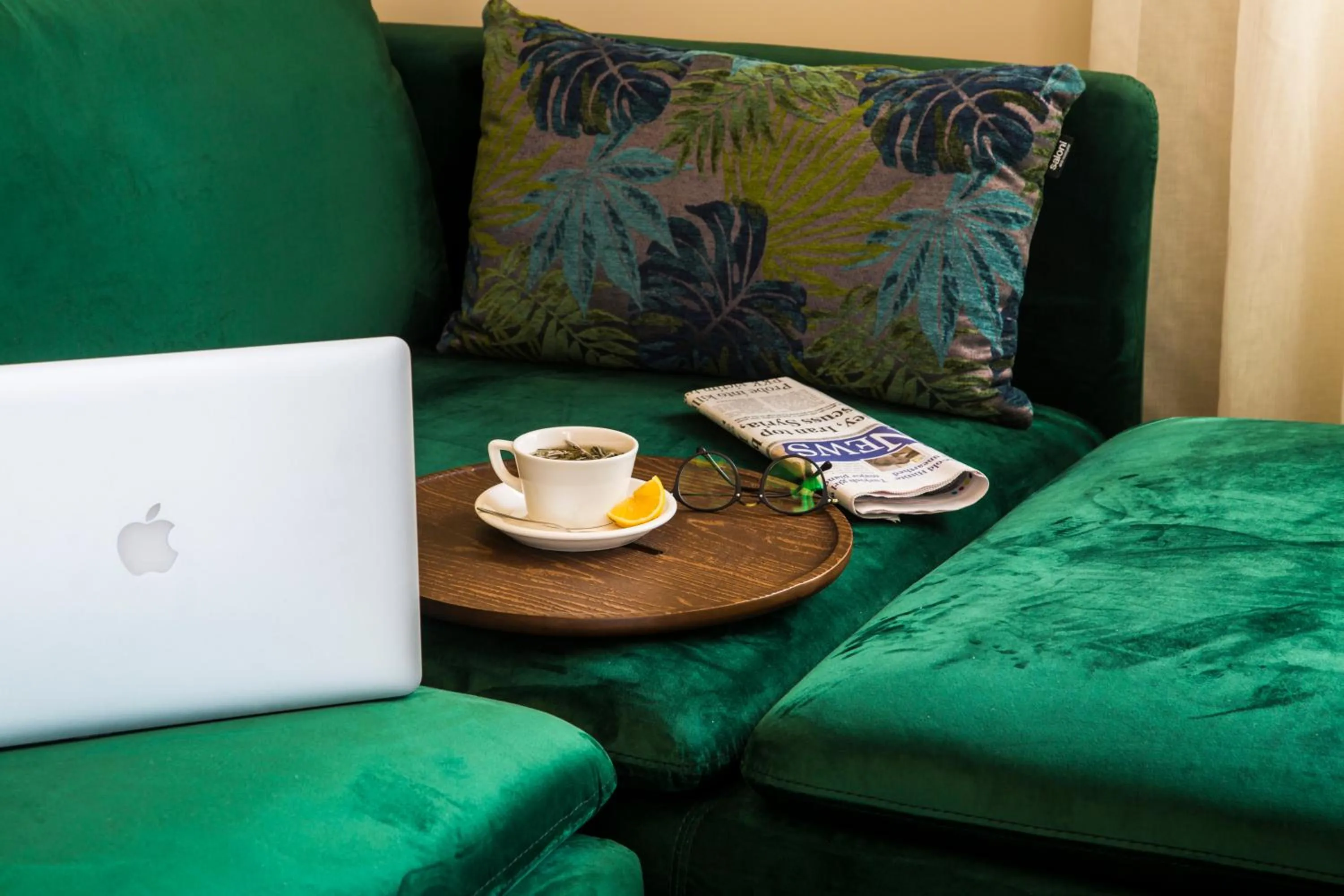 Coffee/tea facilities in Maxuite Hotel in Home