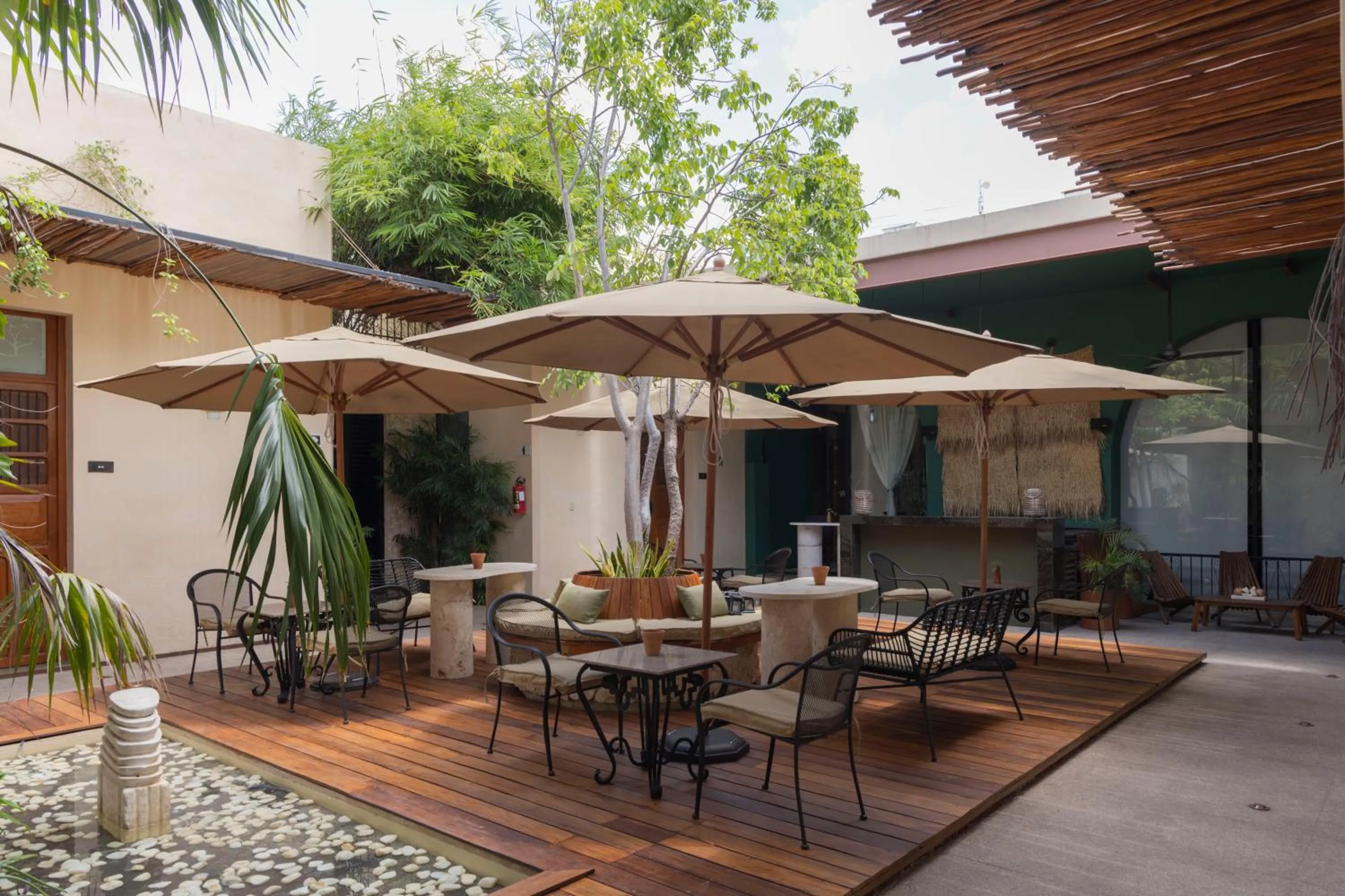 Patio in Ya'ax Hotel Boutique