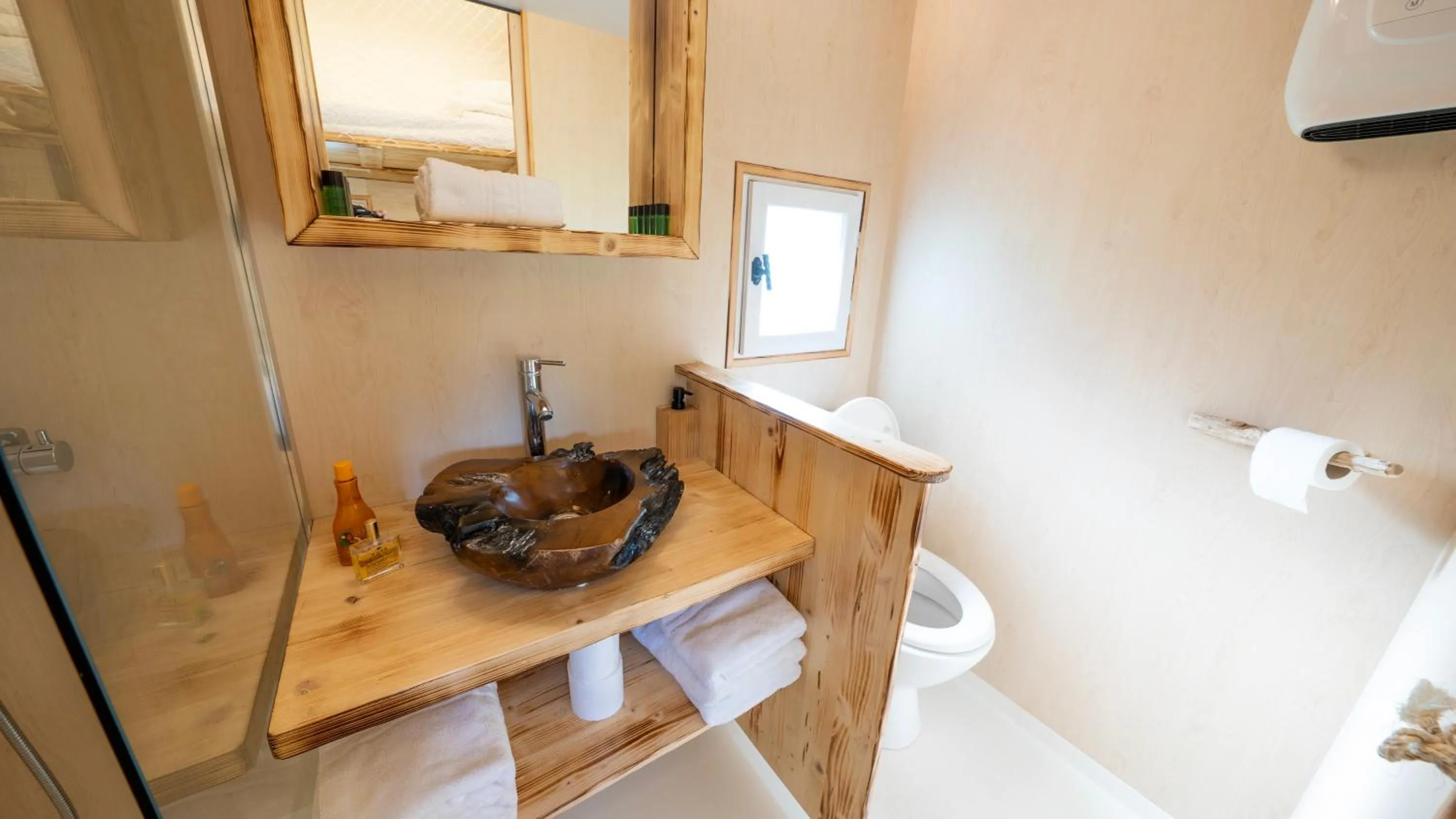 Bathroom in Le Village des Monédières