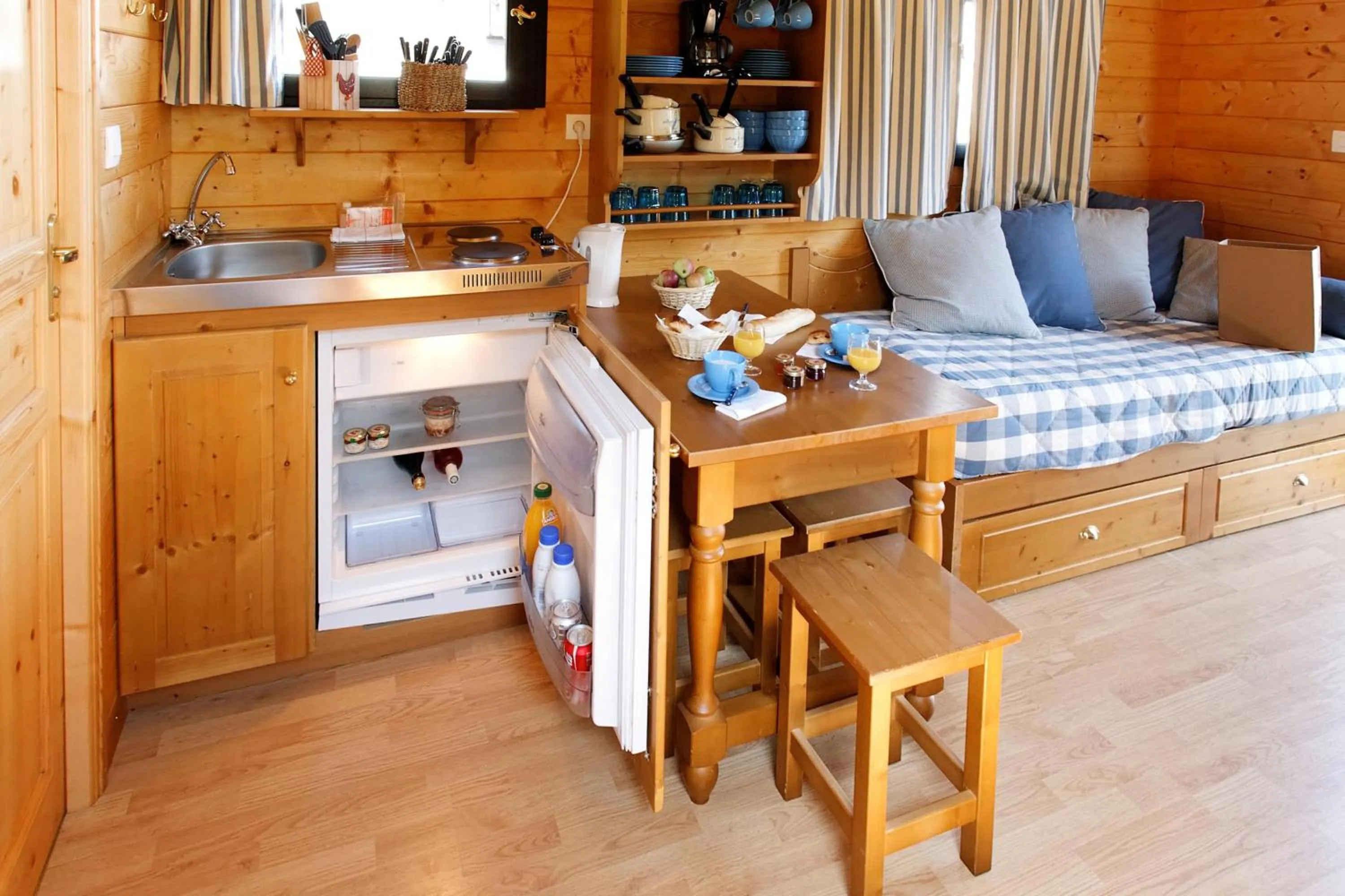 Kitchen or kitchenette in Le Village des Monédières