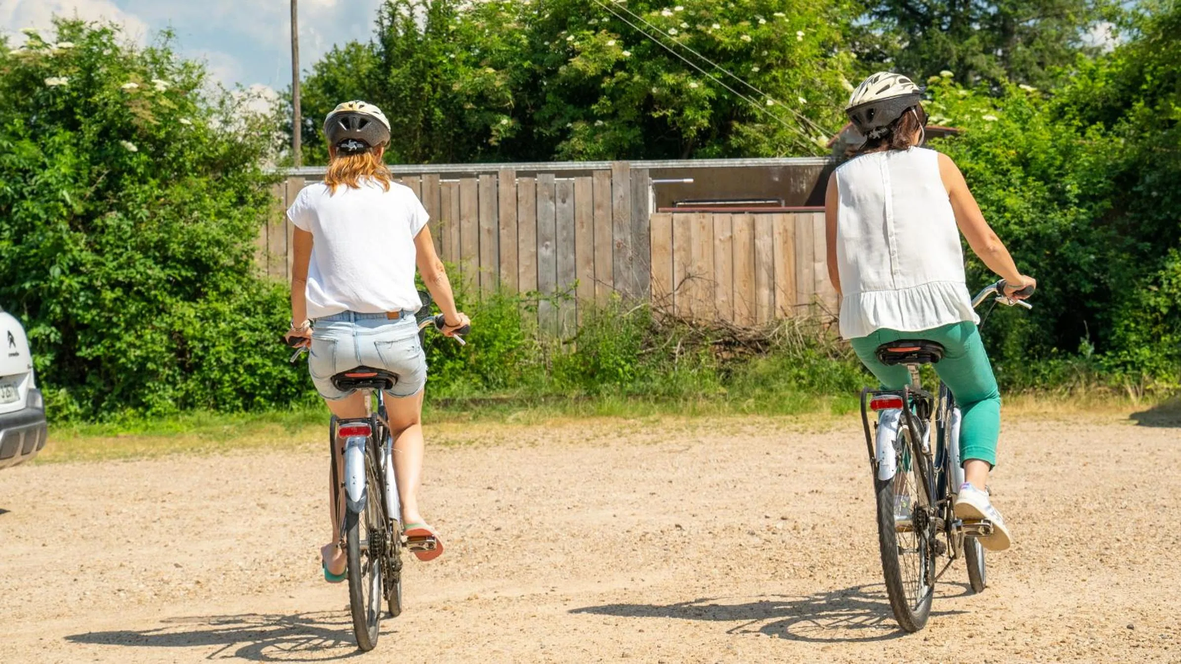 Cycling in Le Village des Monédières