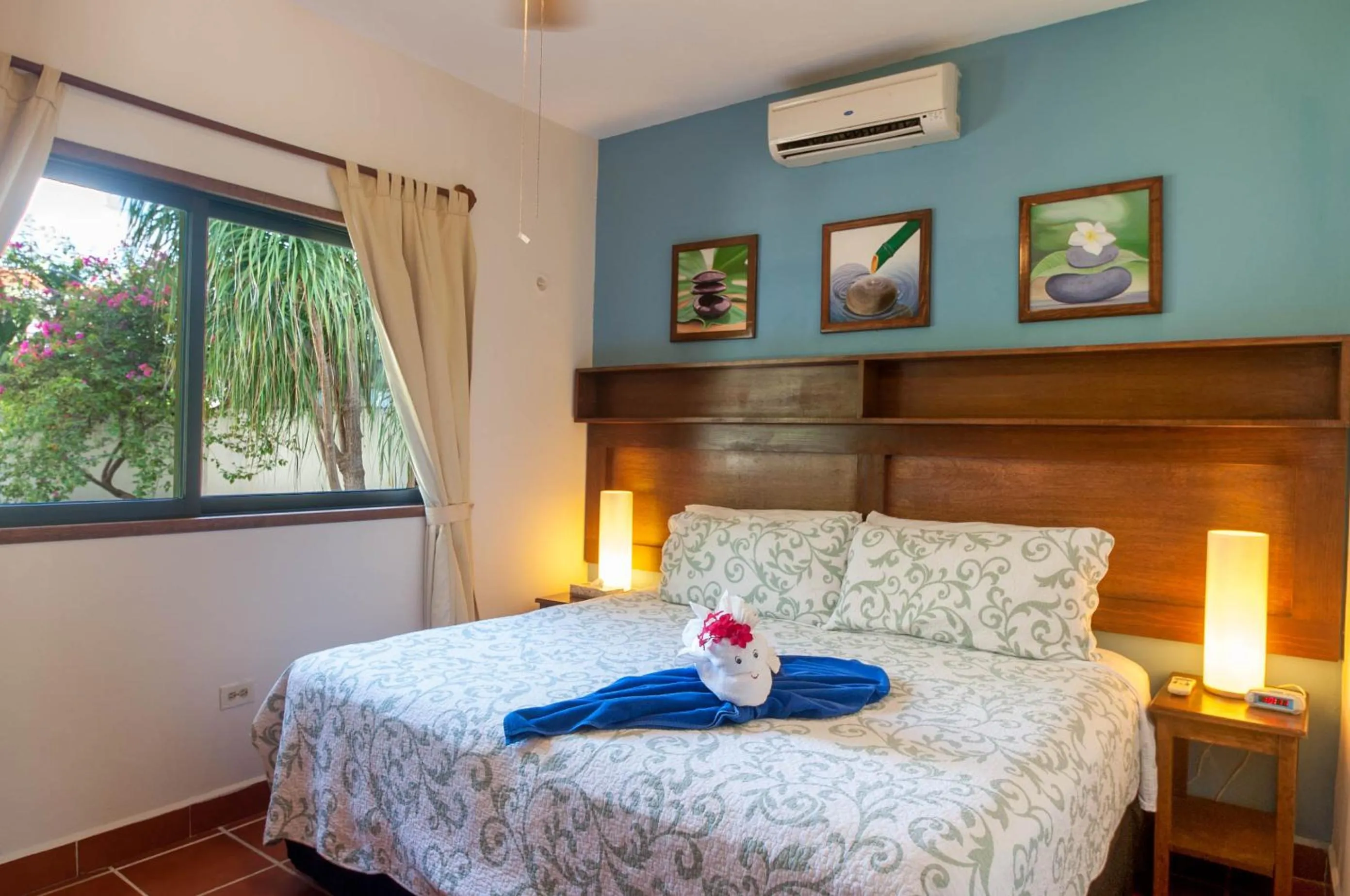 Bedroom, Bed in Casa Anita - Relaxing Home Steps from the Puerto Morelos Beach