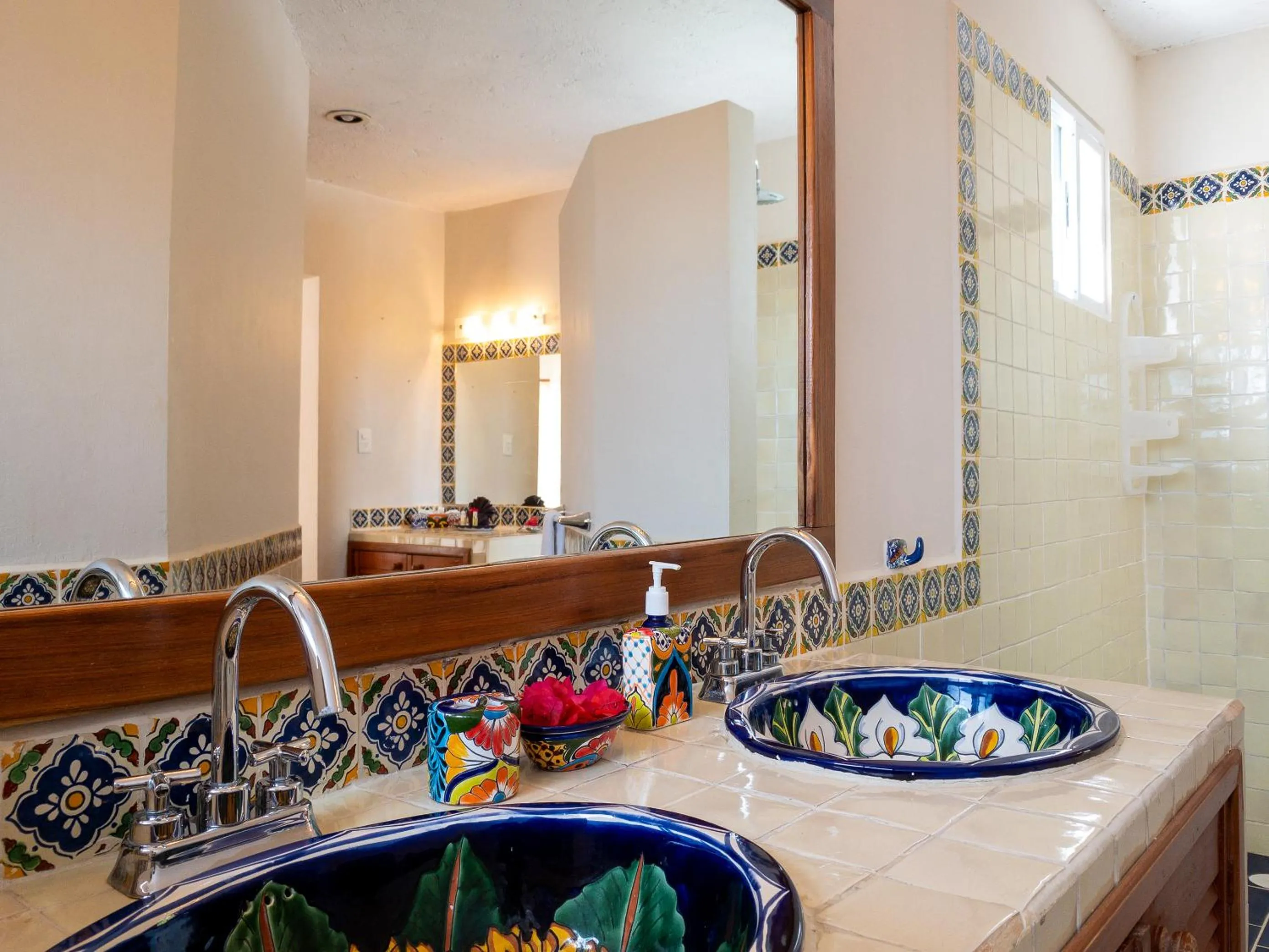 Bathroom in Casa Mulder - Steps to Beach Private Pool Ocean-View Roof