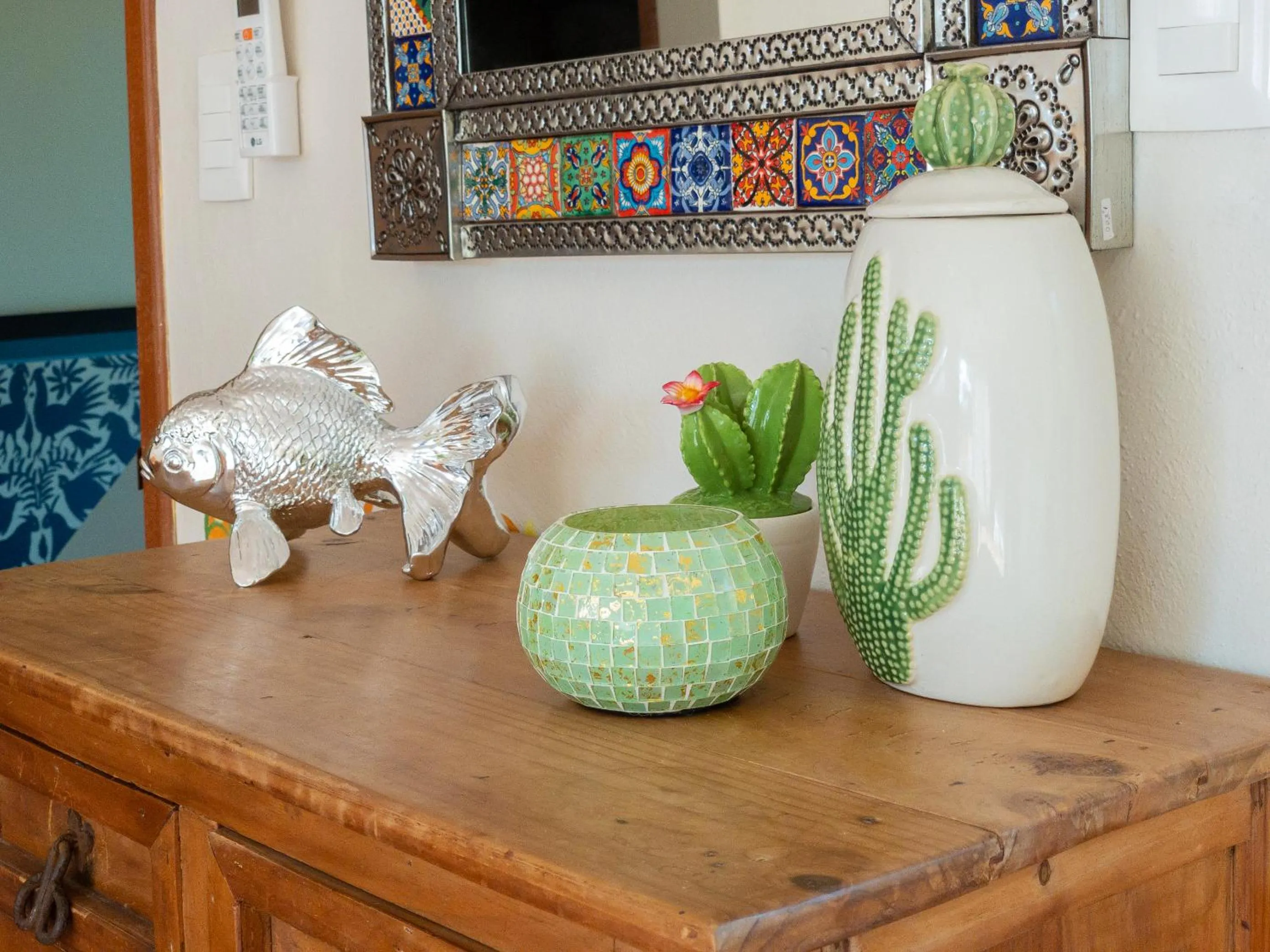 Decorative detail in Casa Mulder - Steps to Beach Private Pool Ocean-View Roof