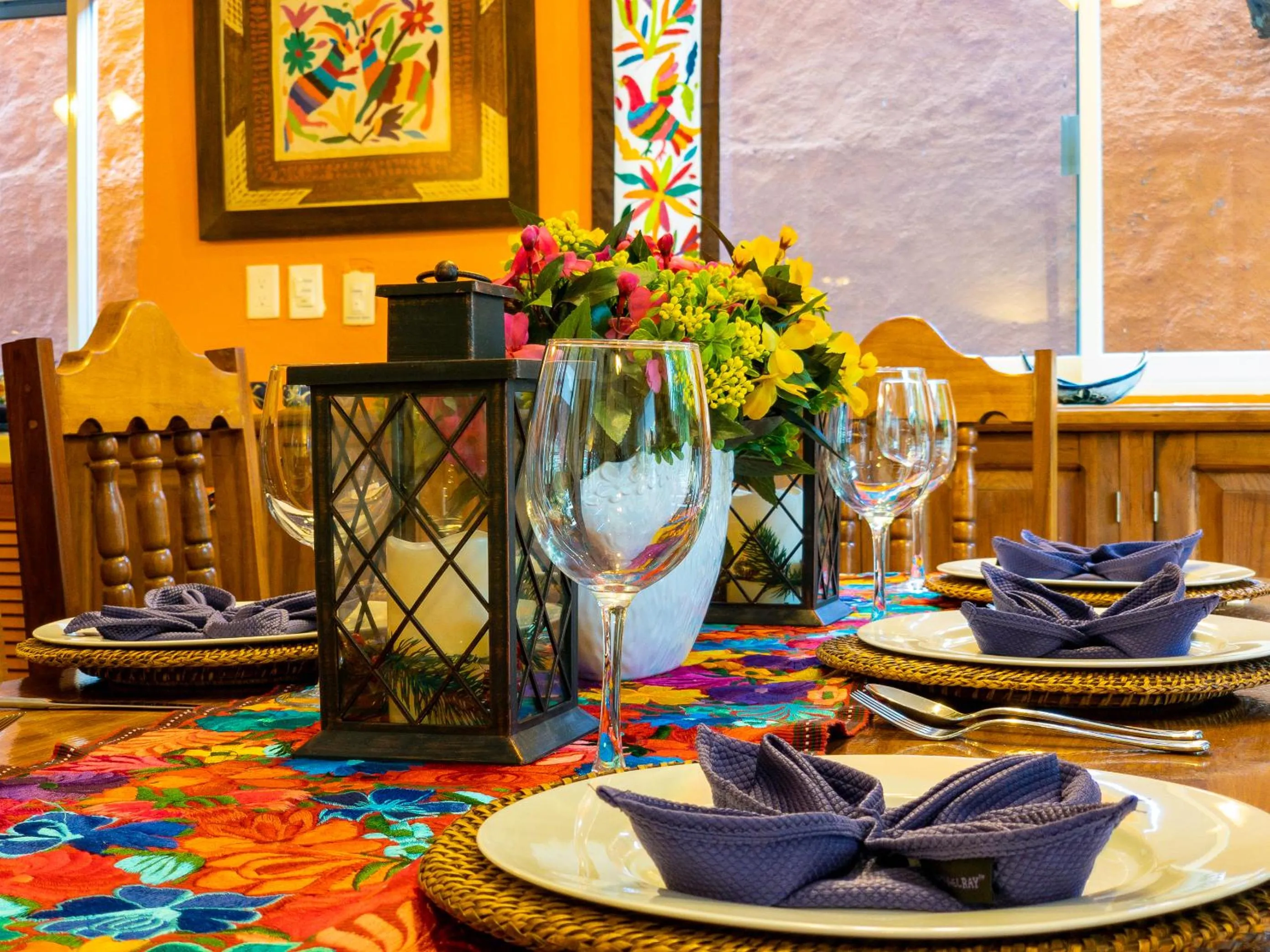 Decorative detail in Casa Mulder - Steps to Beach Private Pool Ocean-View Roof