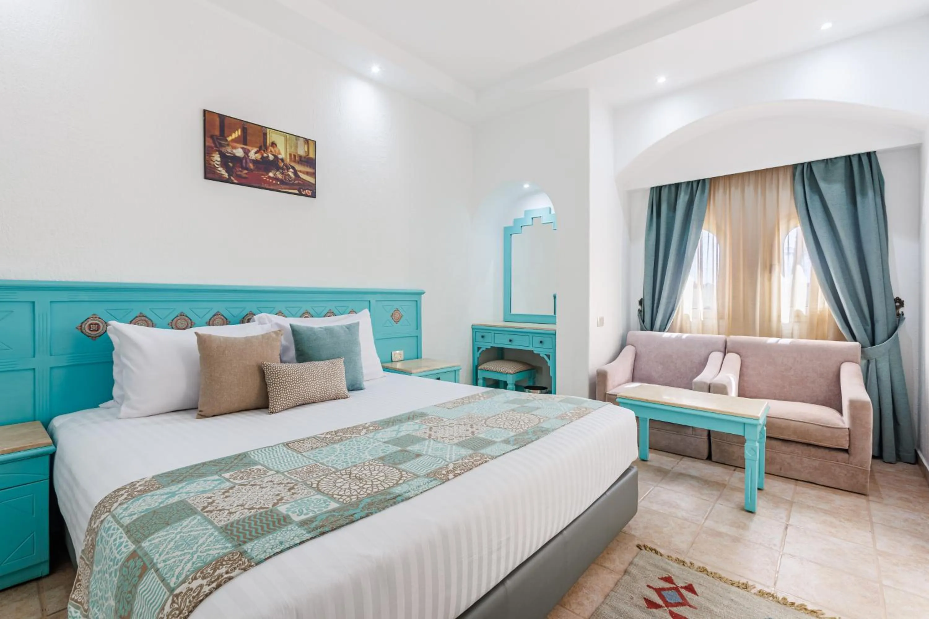 Bedroom, Bed in Sunrise Royal Makadi Resort