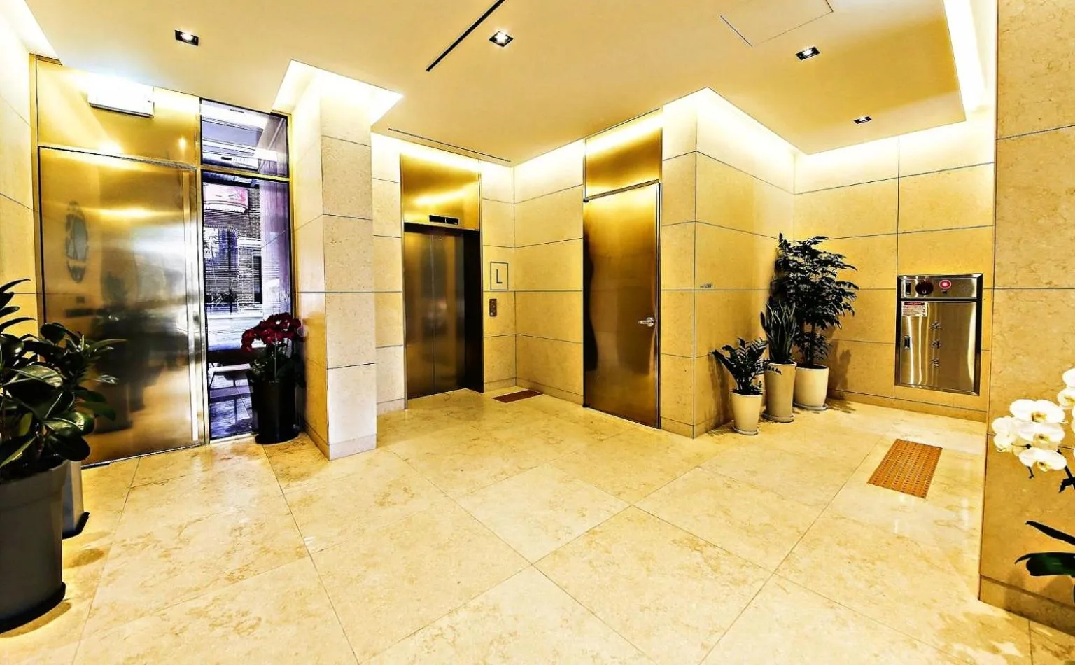 Property building in Cullinan Gaepo