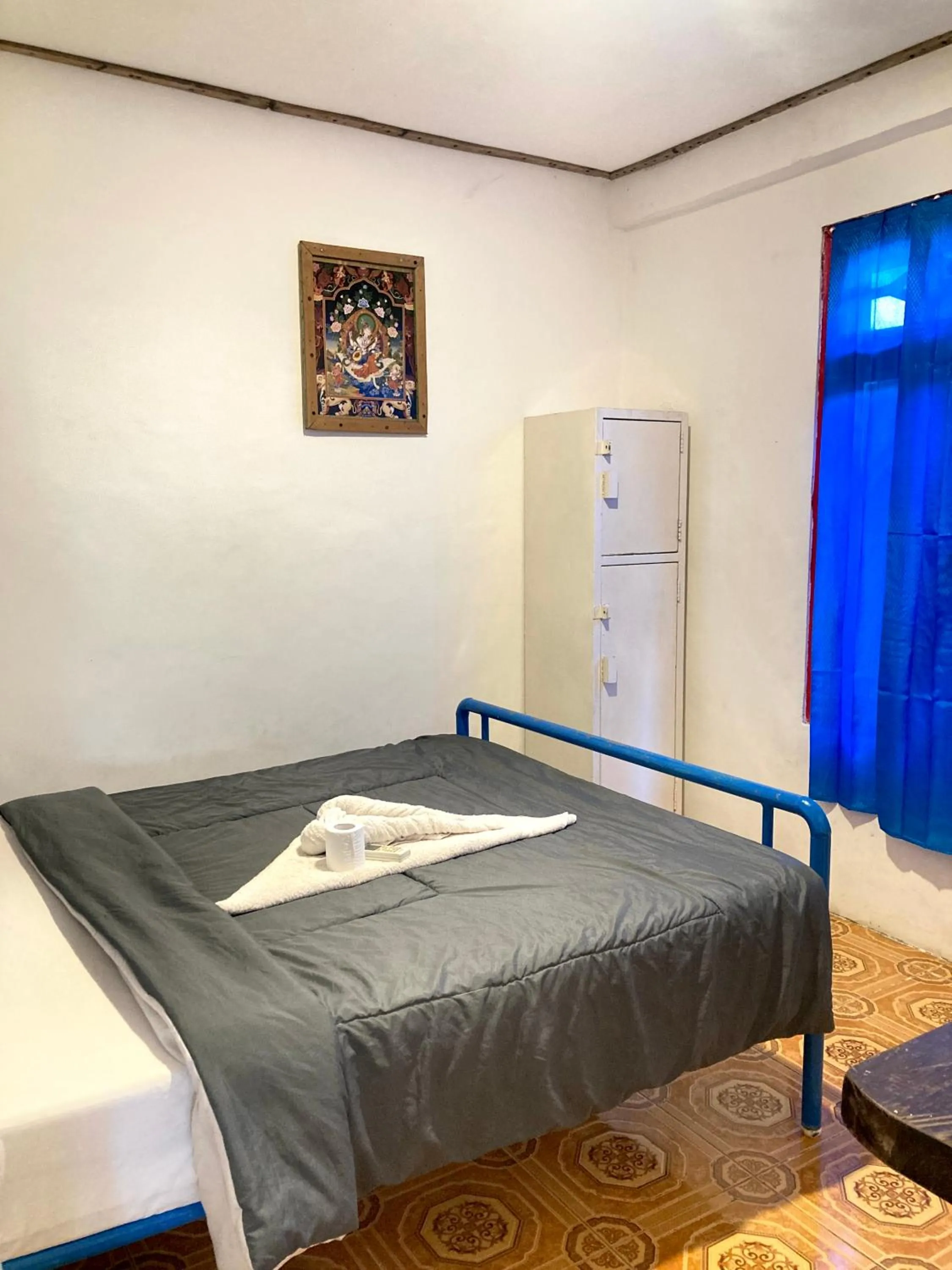 Bedroom, Bed in La Boheme Bajo