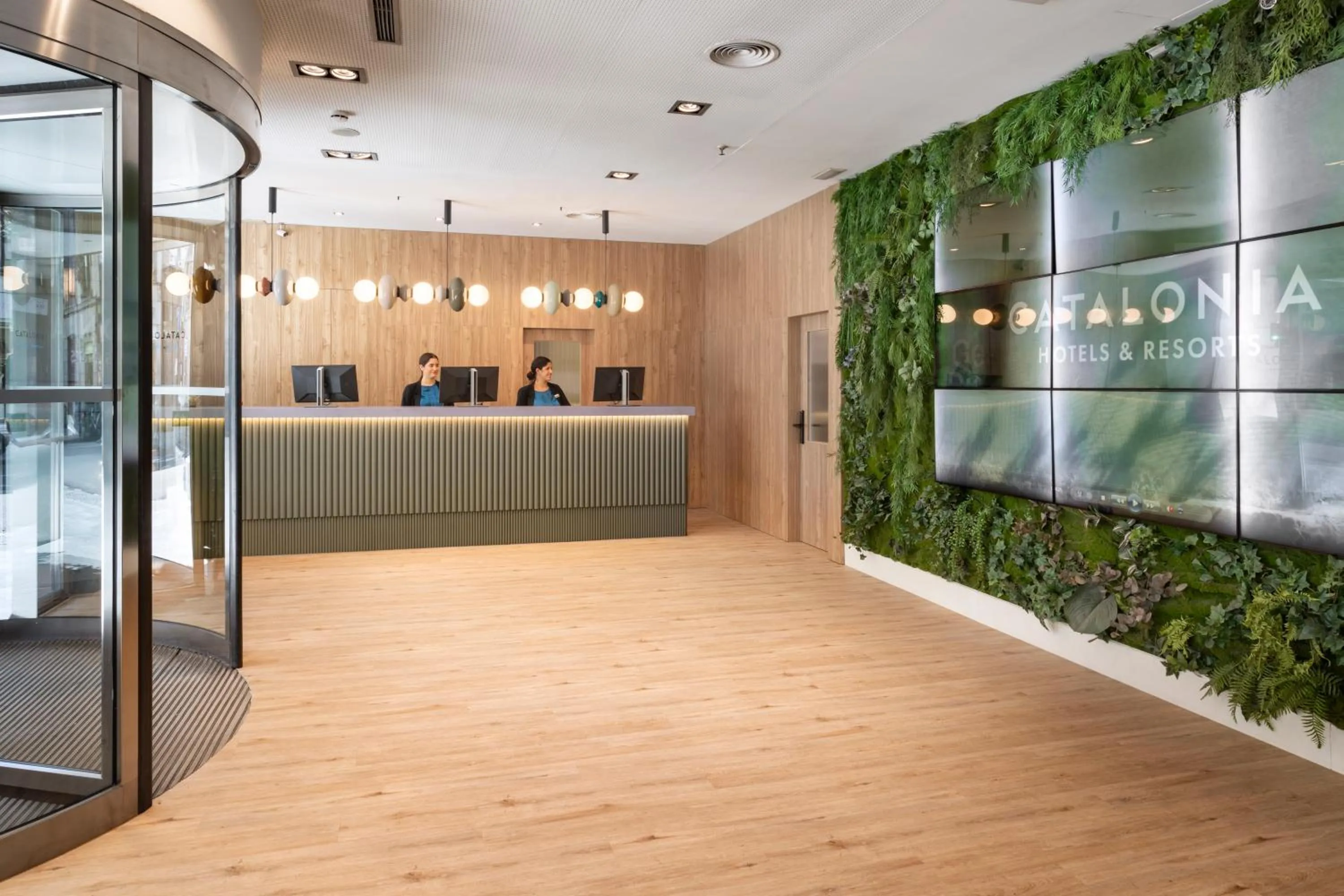 Lobby or reception in Catalonia Atocha