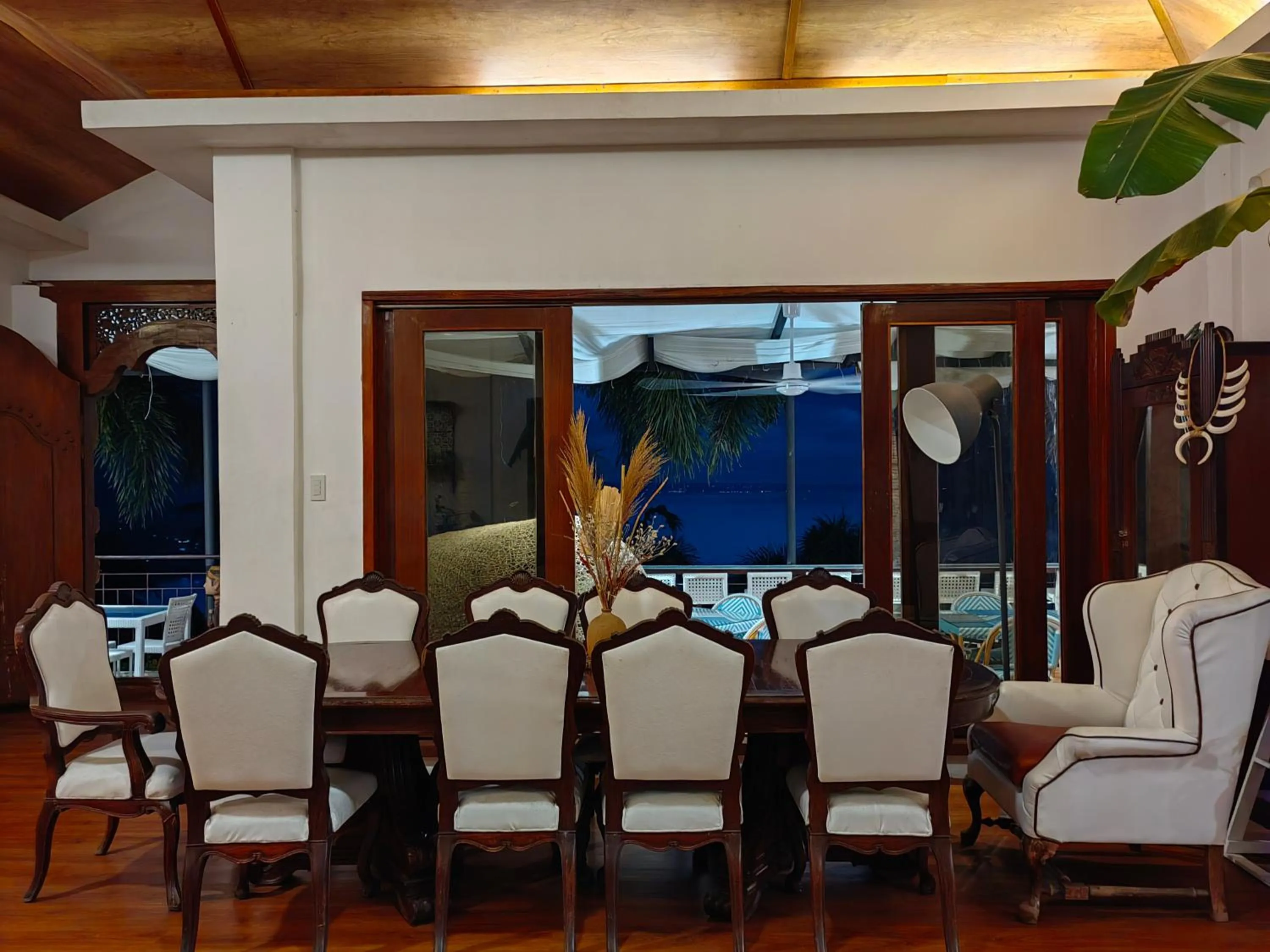 Restaurant/places to eat in Villas by Eco Hotels