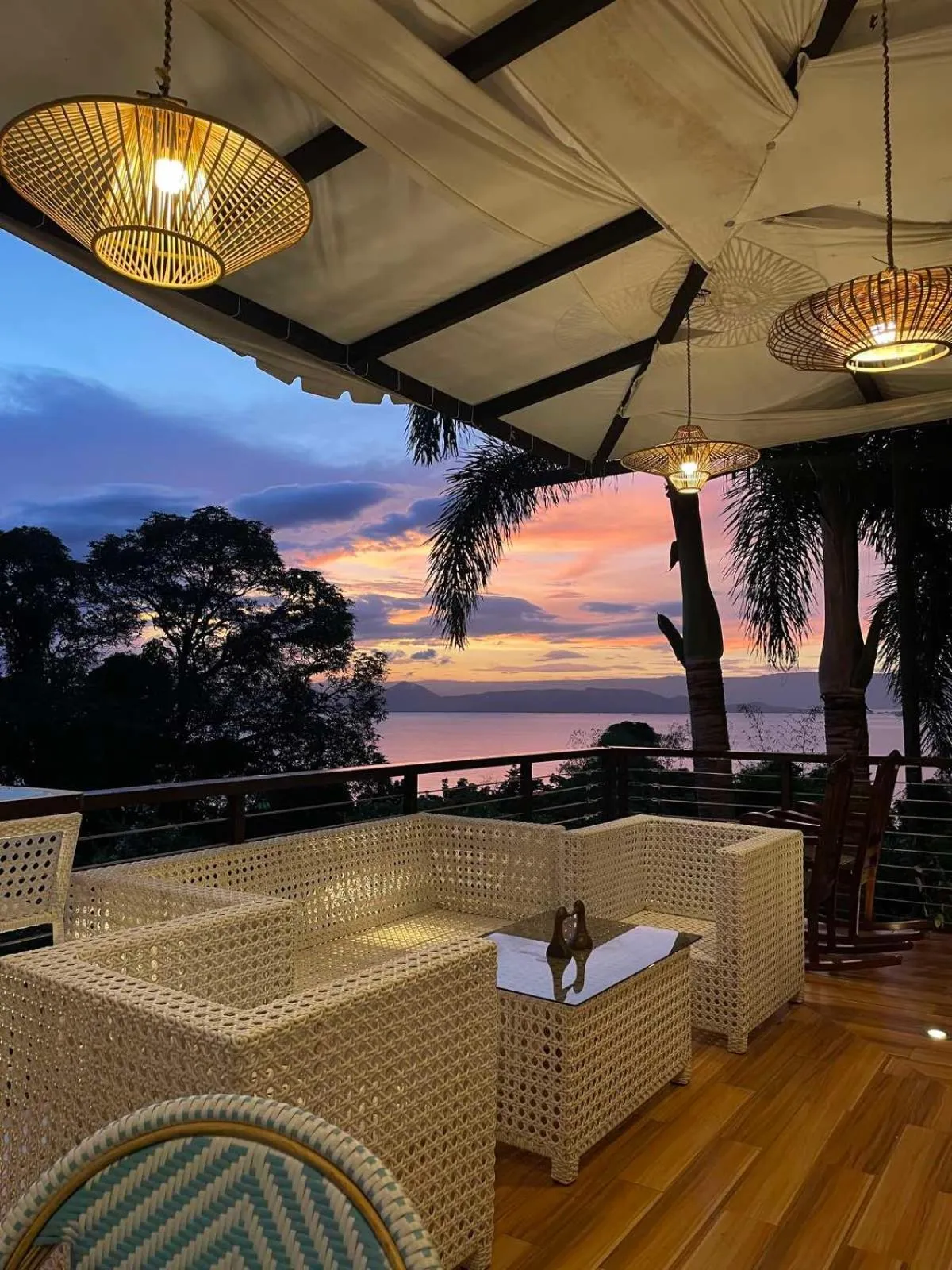 Restaurant/places to eat in Villas by Eco Hotels