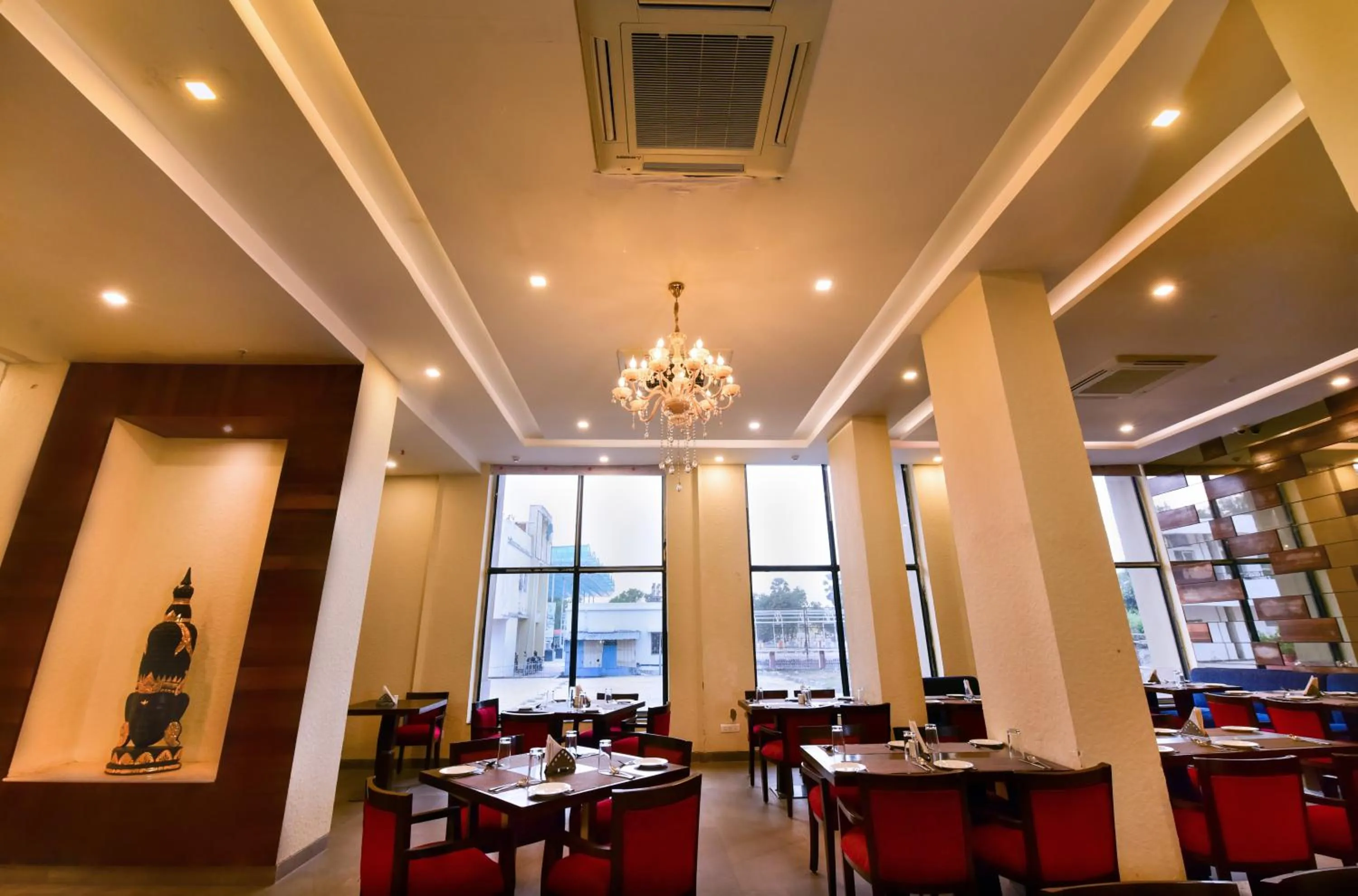 Restaurant/places to eat in Le Roi Digha