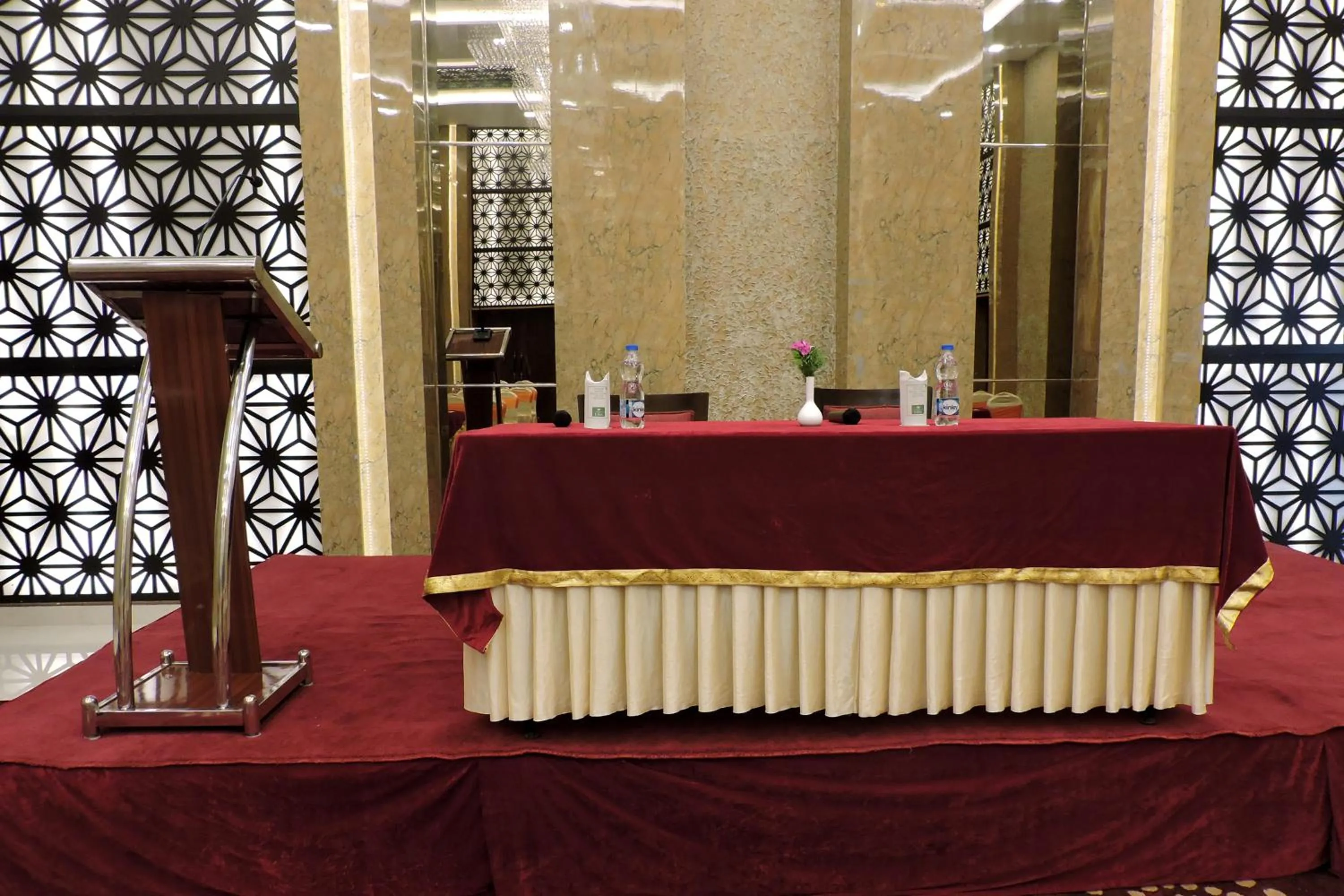 Banquet/Function facilities in Le Roi Digha