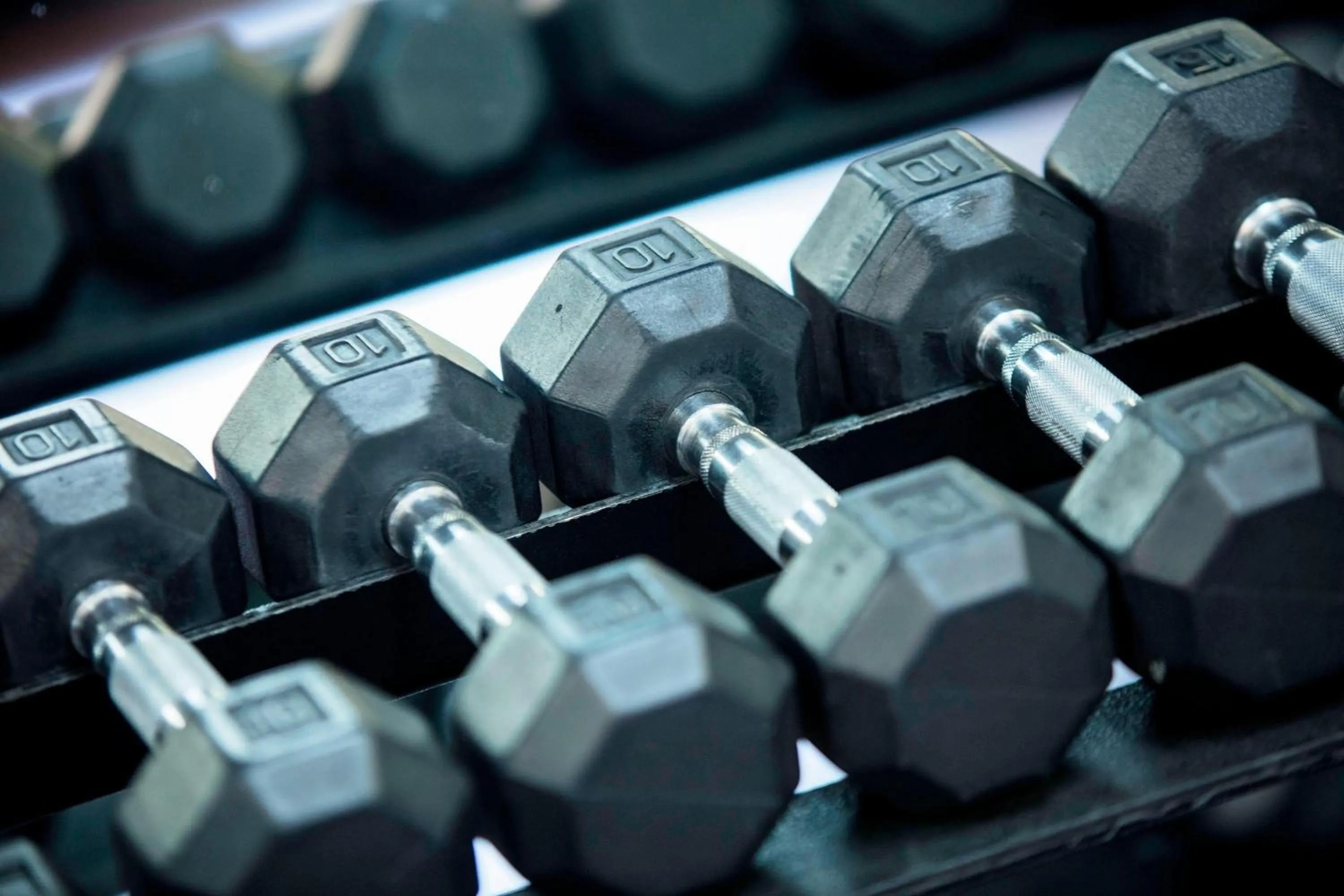 Fitness centre/facilities in Renaissance Palm Springs Hotel