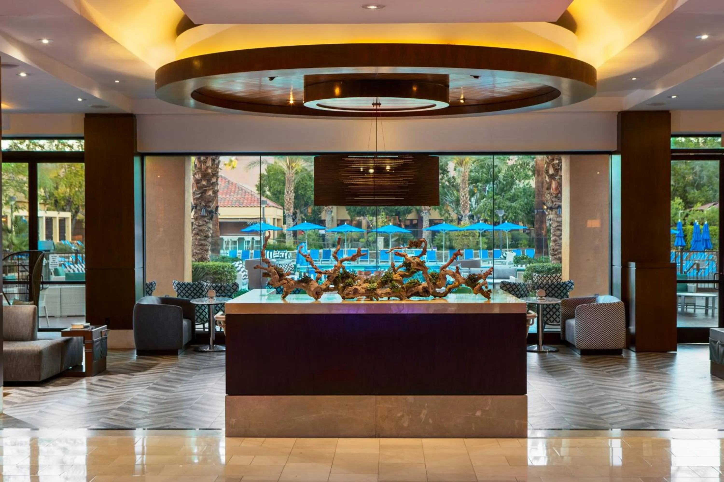 Lounge or bar in Renaissance Palm Springs Hotel