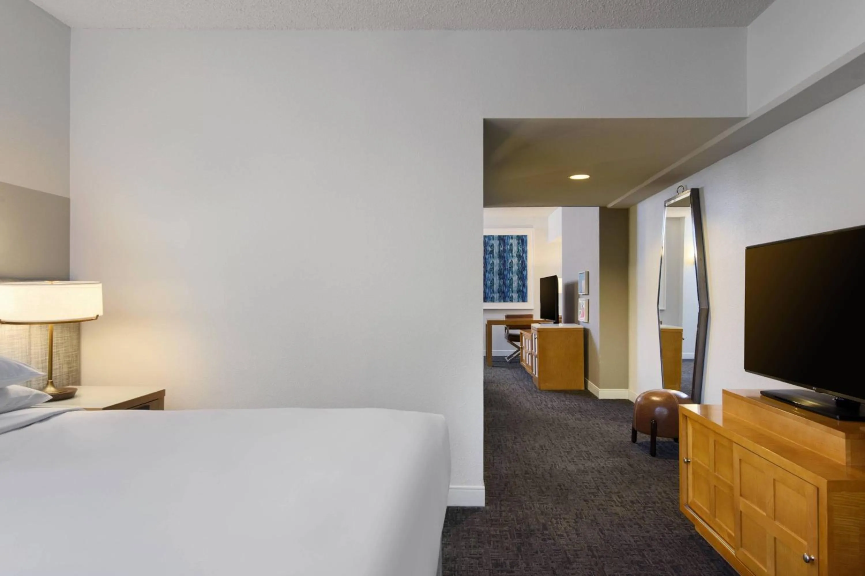 Bedroom, Bed in Renaissance Palm Springs Hotel