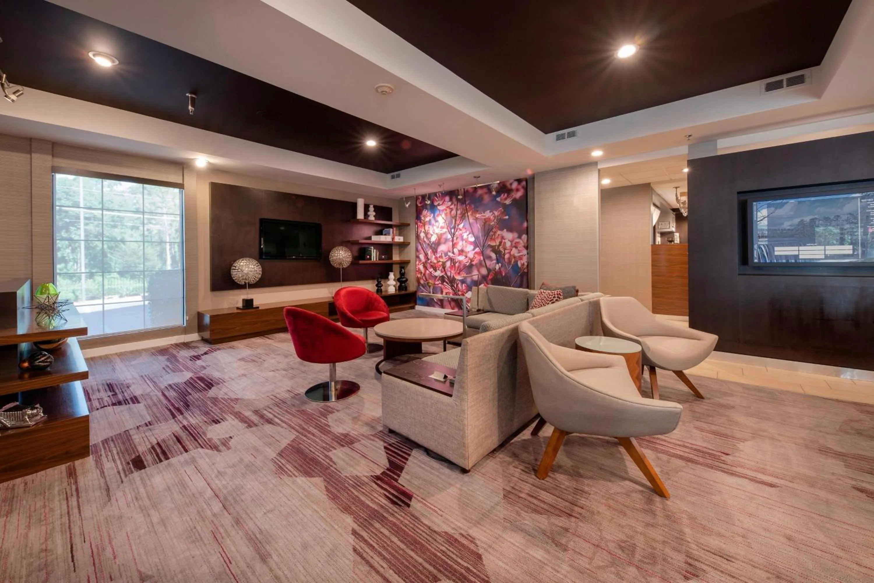 Lobby or reception in Courtyard Raleigh Crabtree Valley