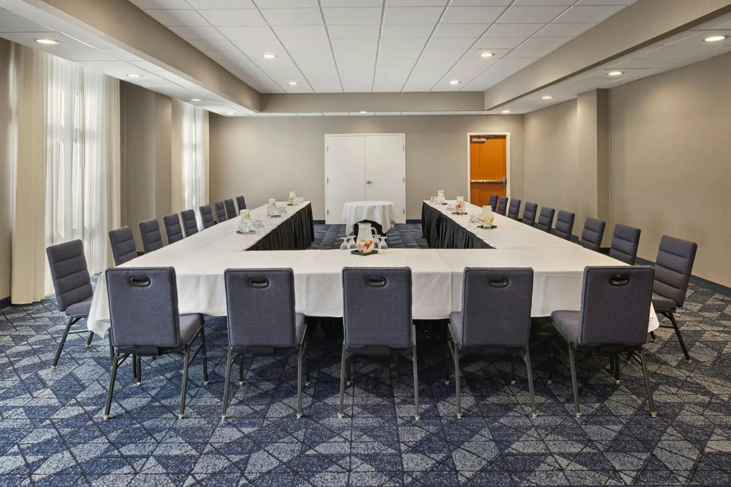Meeting/conference room in Courtyard by Marriott Sacramento Midtown