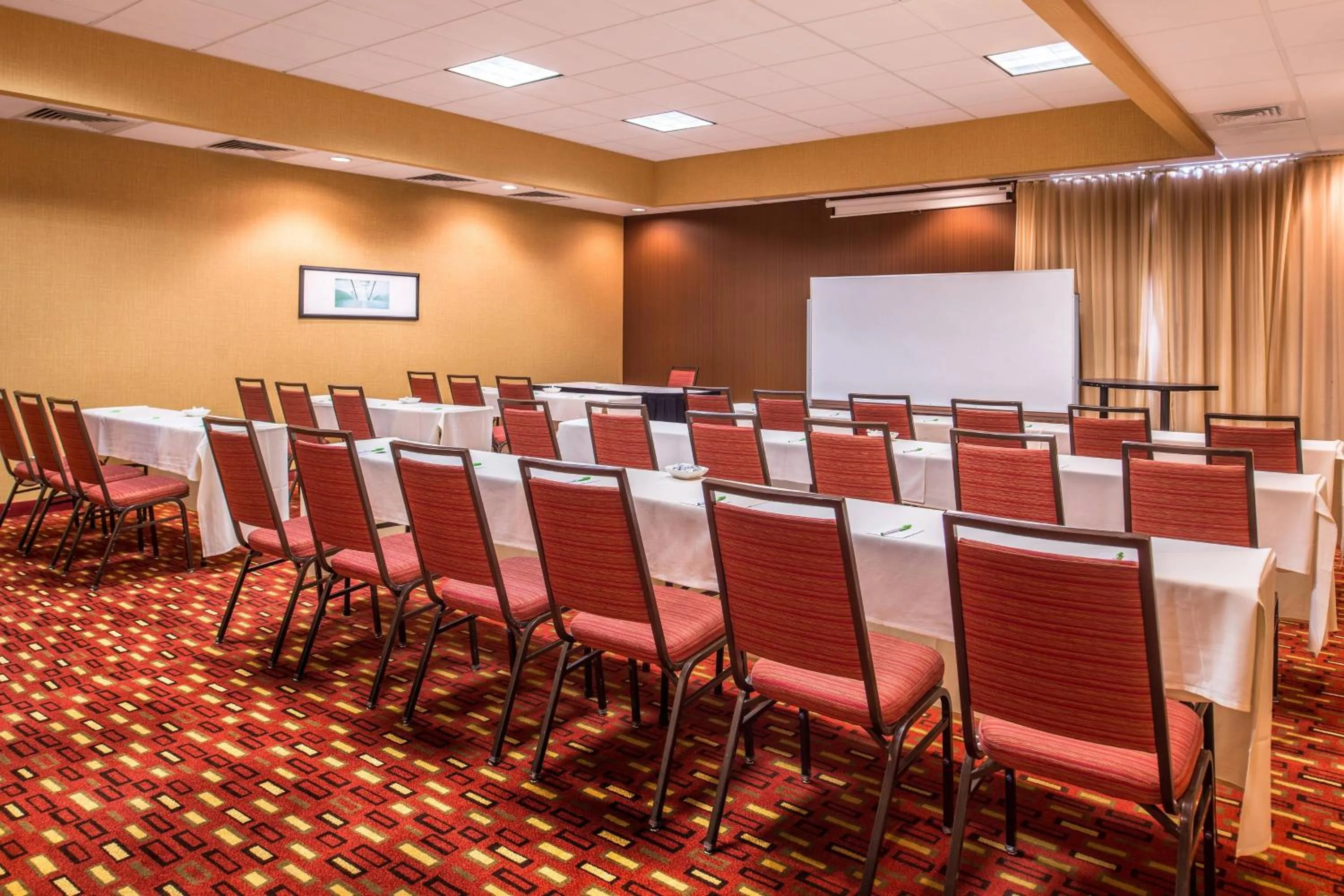 Meeting/conference room in Courtyard by Marriott Sacramento Midtown