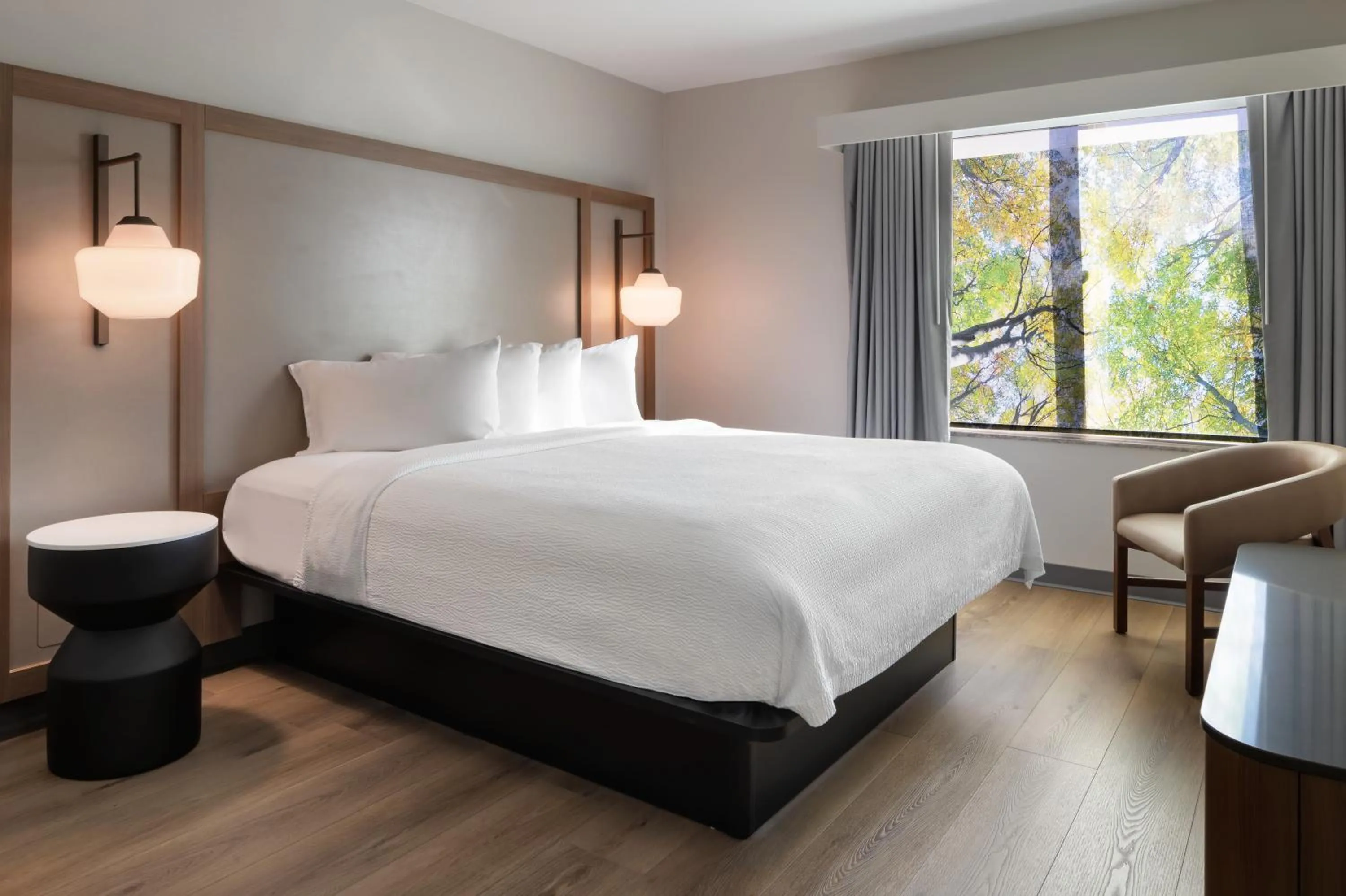 Bed in Fairfield Inn Sacramento Cal Expo