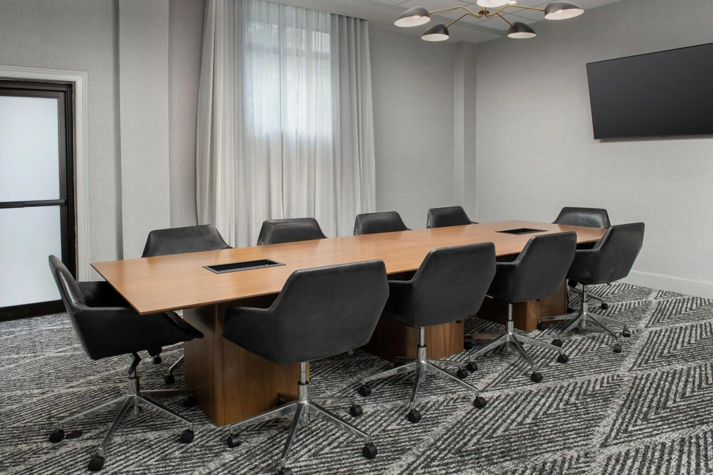 Meeting/conference room in Courtyard by Marriott Savannah Downtown - Historic District
