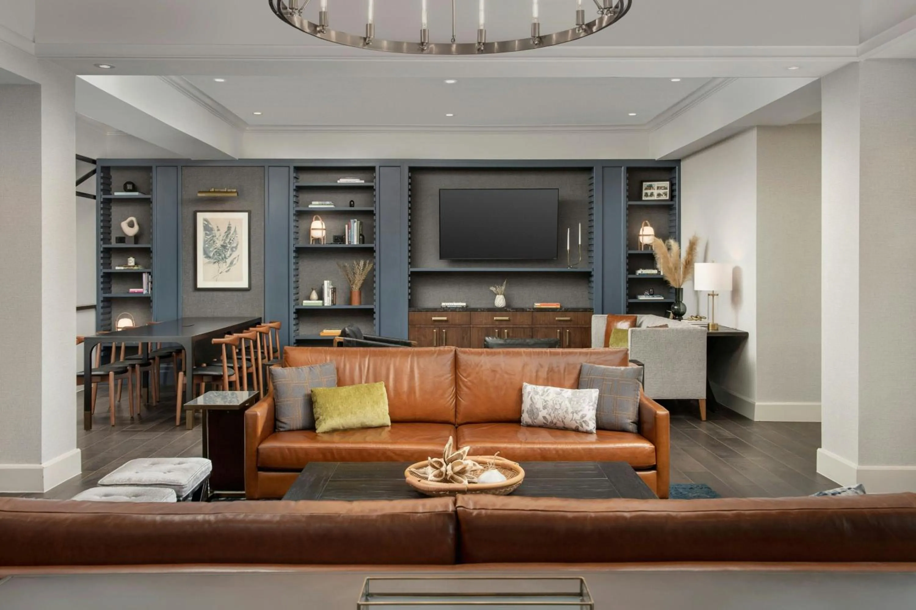 Lobby or reception in Courtyard by Marriott Savannah Downtown - Historic District