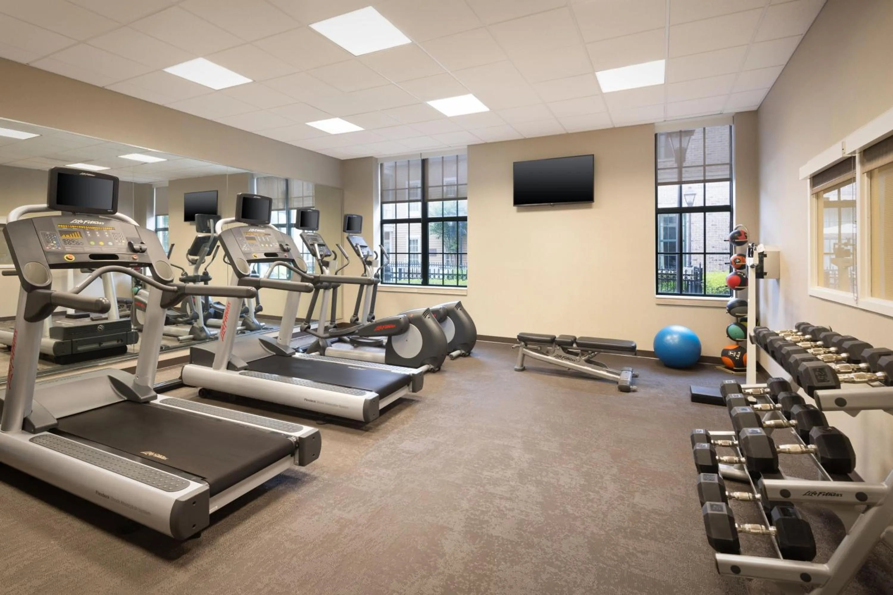 Fitness centre/facilities in Residence Inn Savannah Downtown Historic District